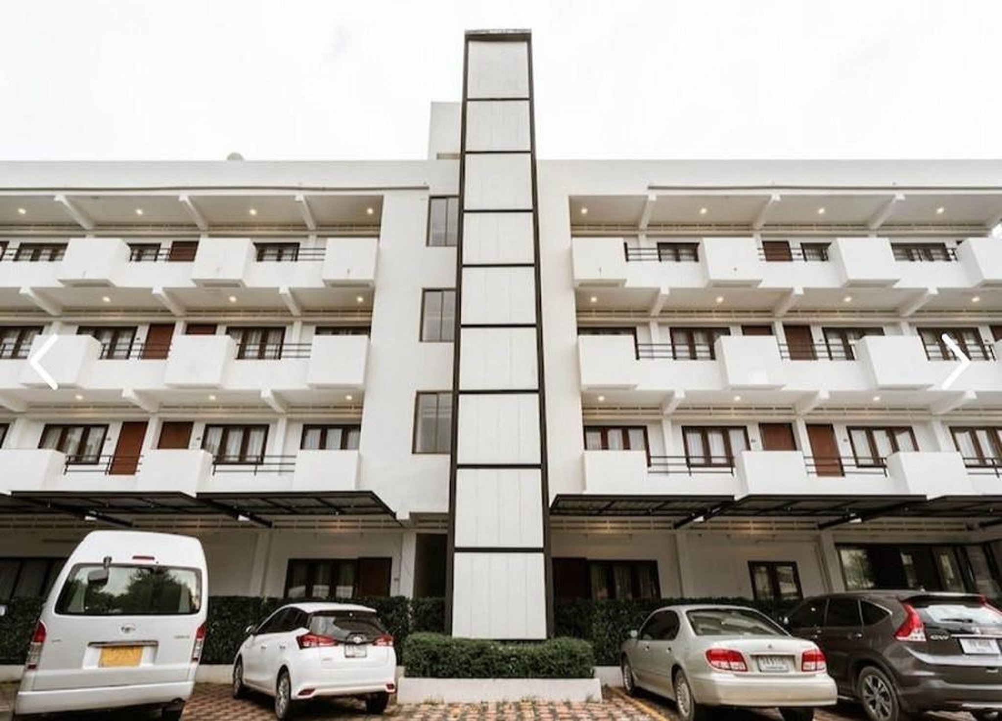 ทรัพย์สถาบันโดย GHB คอนโด ไพลิน คอนโดมิเนียม (Pailin Condominium)