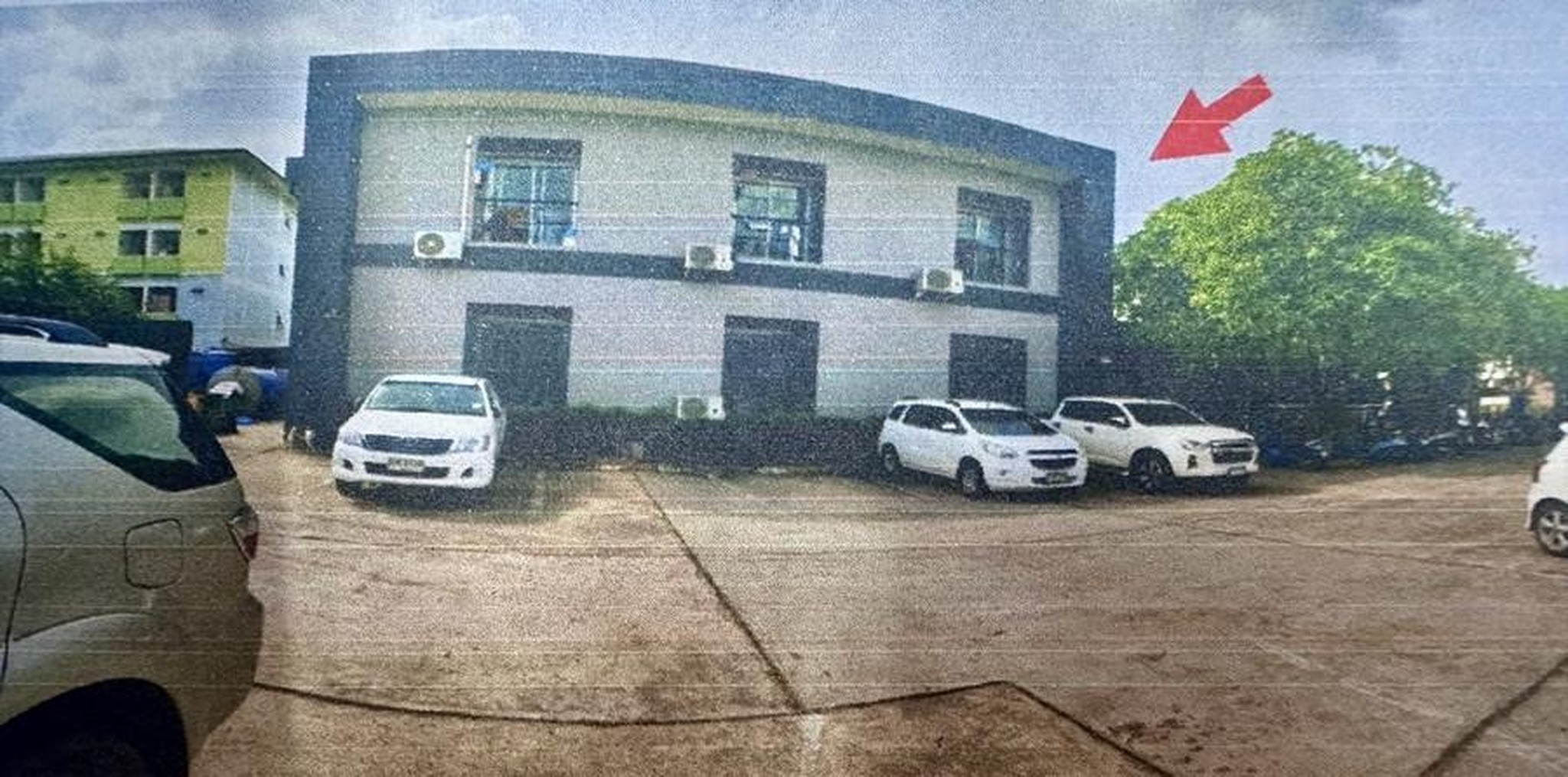 ทรัพย์สถาบันโดย GHB คอนโด เพชรฤดีคอนโดมิเนียม (Petchruedee Condominium)