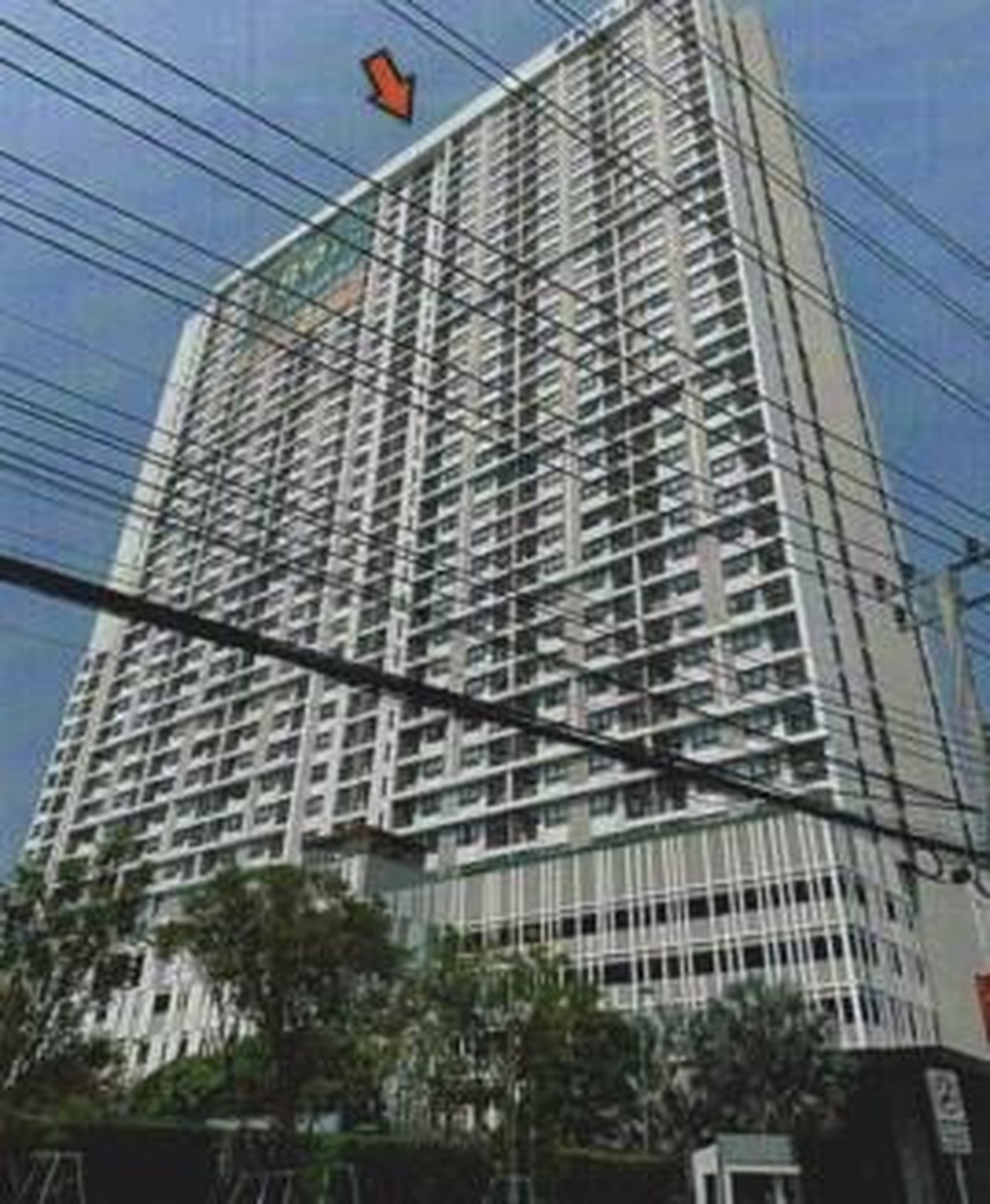 ทรัพย์สถาบันโดย GHB คอนโดใกล้ MRT แยกนนทบุรี 1 สกายไลน์ รัตนาธิเบศร์ (Skyline Rattanathibet)
