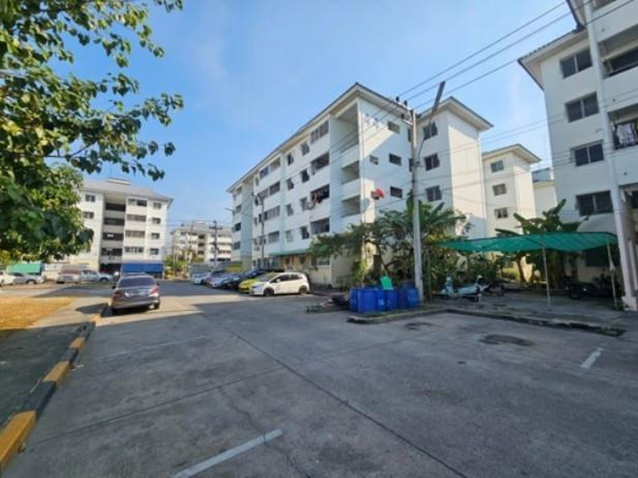 ทรัพย์สถาบันโดย GHB คอนโด บ้านเอื้ออาทร ลาดหลุมแก้ว 1,2 (Baan Ua-Athorn Lat Lum Kaew 1,2)