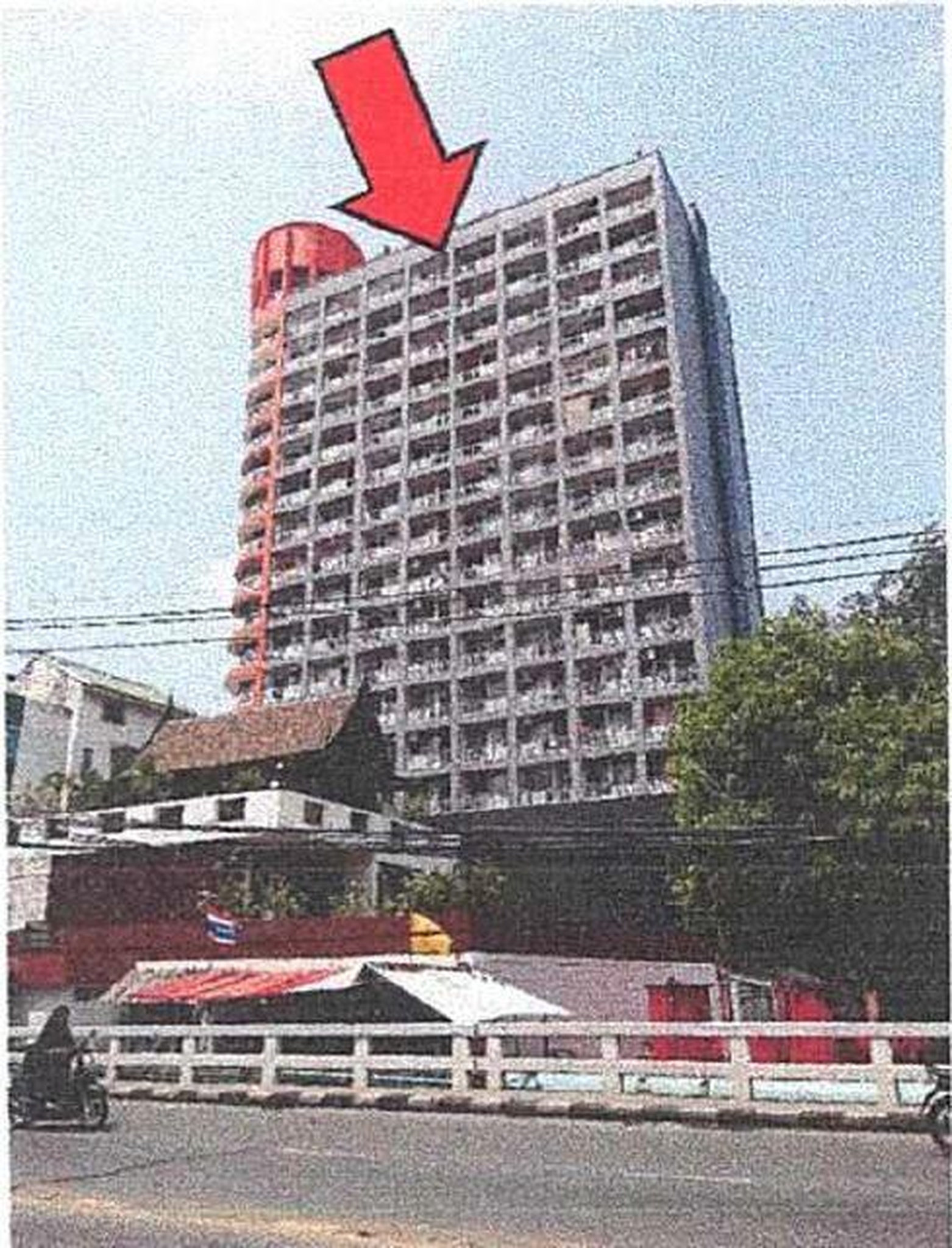 ทรัพย์สถาบันโดย GHB คอนโดใกล้ YL13 ศรีนุช ศรีนครินทร์ เพลส คอนโดมิเนียม (Srinakarin Place Condominium)