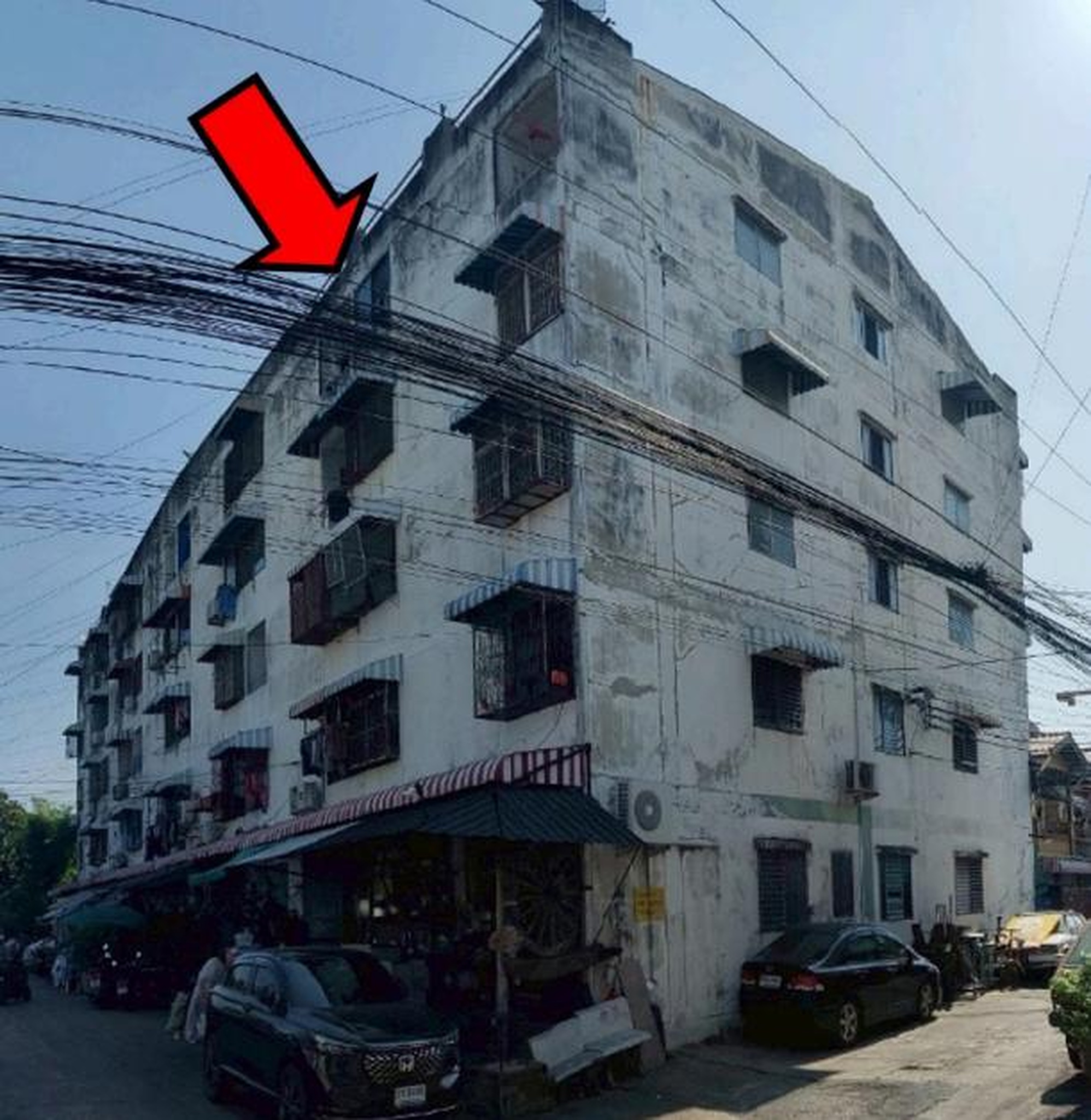ทรัพย์สถาบันโดย GHB คอนโดใกล้ ARL ราชปรารภ อินทราคอนโดมิเนียม (Indra Condominium)