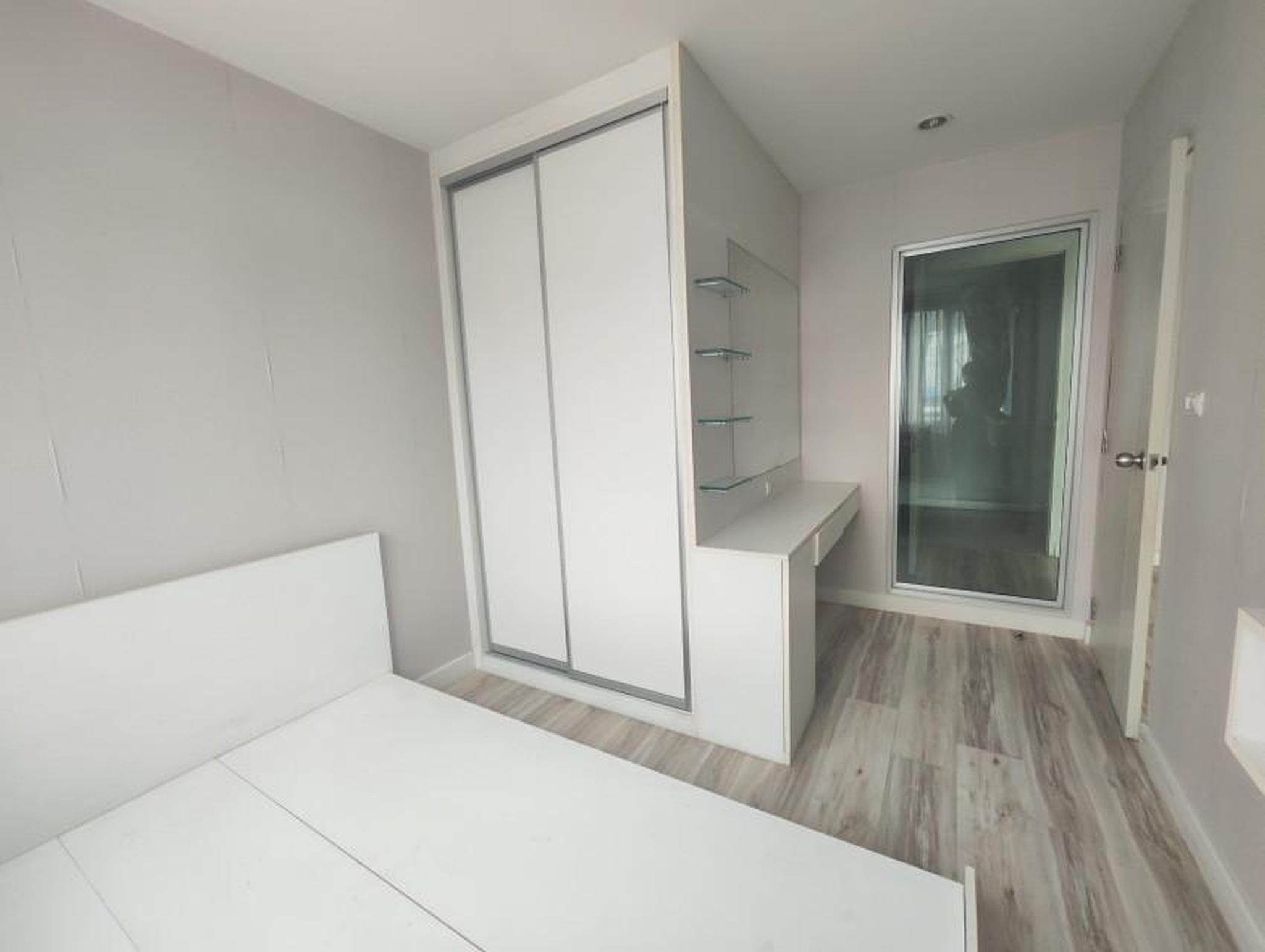 ทรัพย์สถาบันโดย GHB คอนโดใกล้ MRT บางรักใหญ่ เอส 9 คอนโดมิเนียม (S9 Condominium)