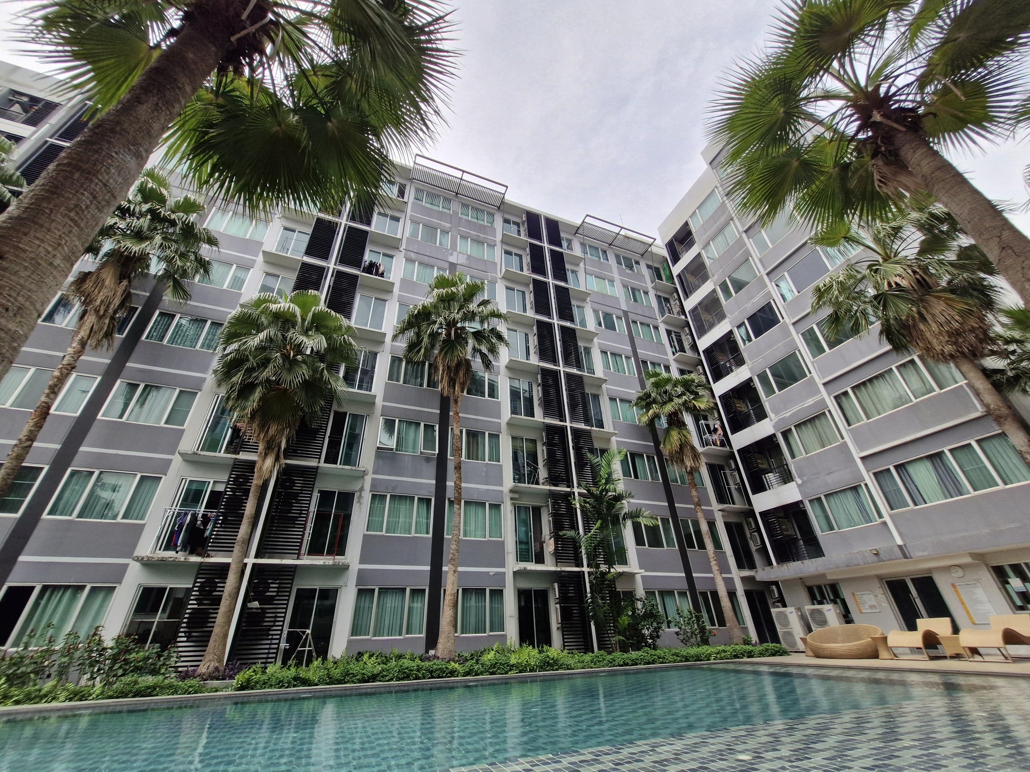 ทรัพย์สถาบันโดย GHB คอนโดใกล้ MRT บางรักใหญ่ เอส 9 คอนโดมิเนียม (S9 Condominium)