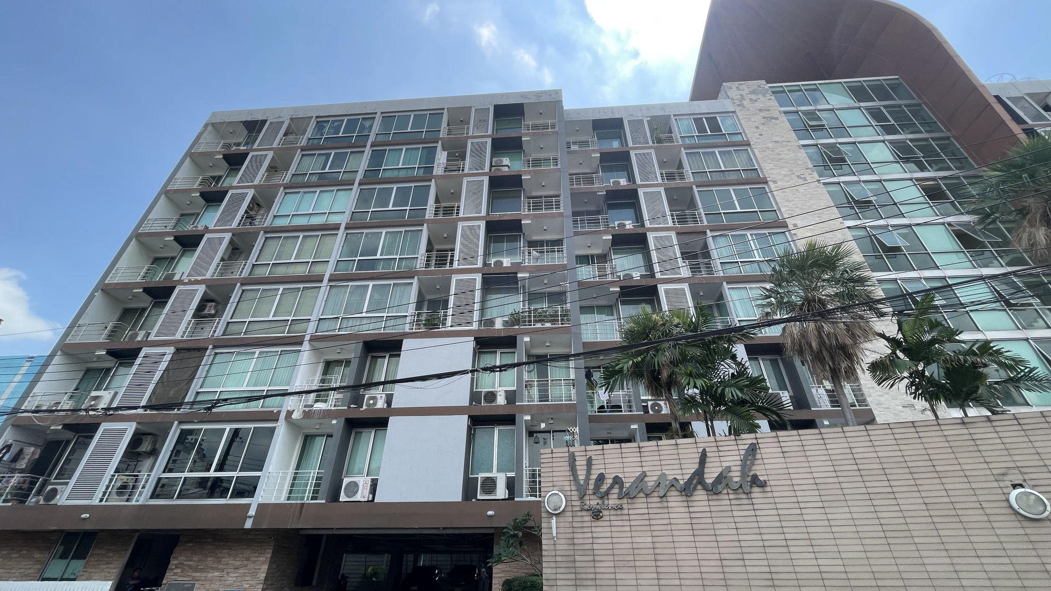 ทรัพย์สถาบันโดย BAM คอนโดใกล้ ARL รามคำแหง เวอรันดา เรสซิเดนส์ (Veranda Residences)