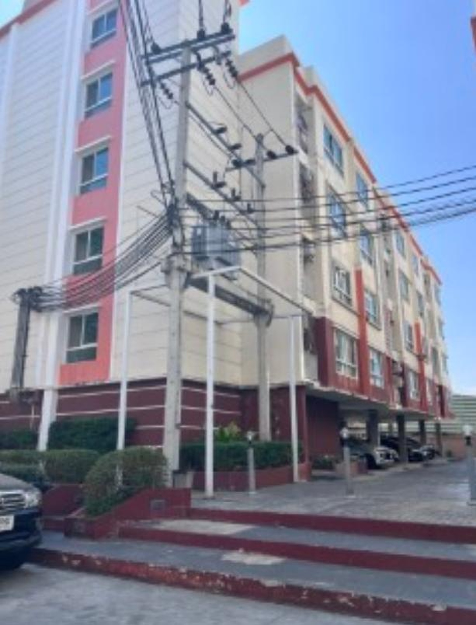 ทรัพย์สถาบันโดย GHB คอนโด โมเดิร์น คอนโด กัลปพฤกษ์-กำนันแม้น (Modern Condo Kallaprapruk-Kamnanman)