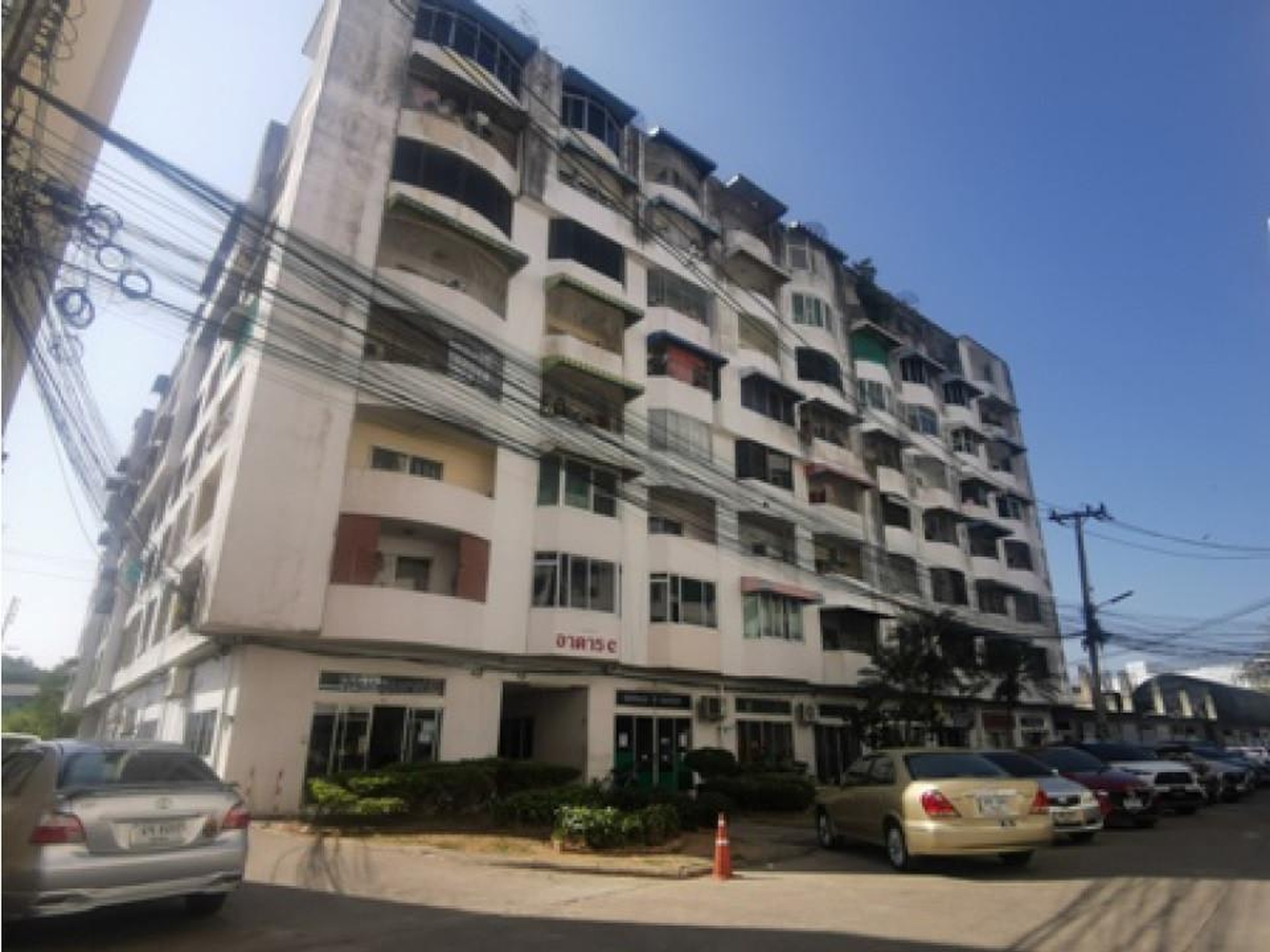 ทรัพย์สถาบันโดย GHB คอนโด ลานนานครคอนโดทาวน์ (Lanna Nakhon Condotown)
