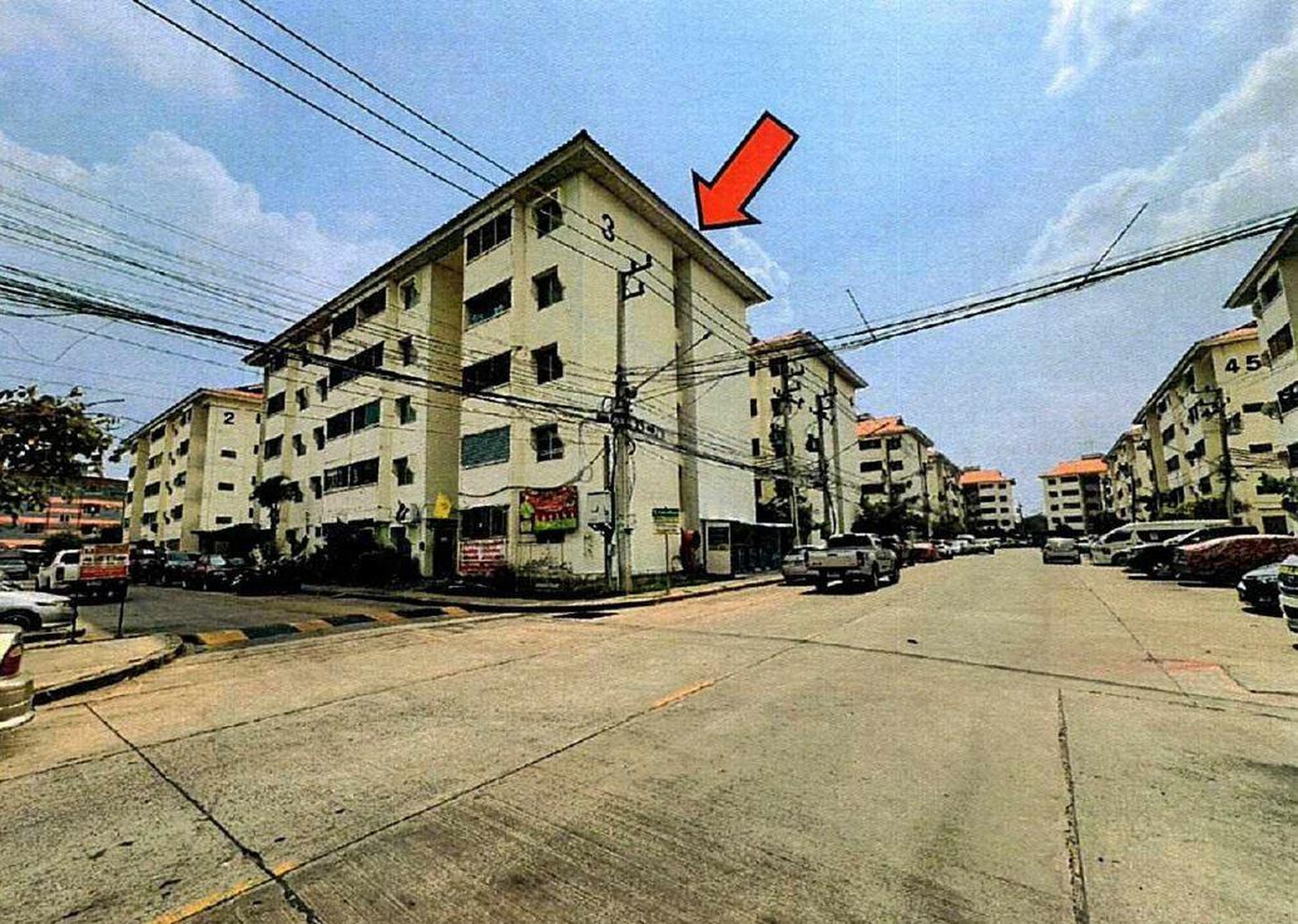 ทรัพย์สถาบันโดย GHB คอนโด บ้านเอื้ออาทร บางคูวัด (Baan Ua-Athorn Bang Khoo Wat)