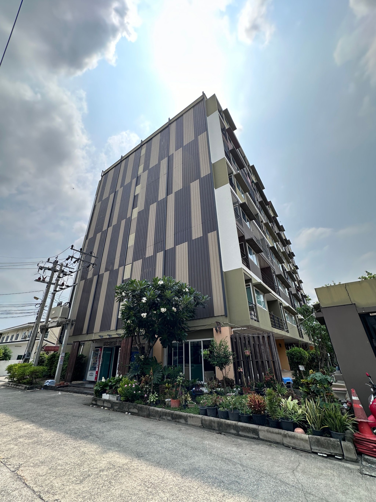 💟 คอนโดมิเนียม โครงการเดอะเทรนด์ คอนโดทาวน์   💟