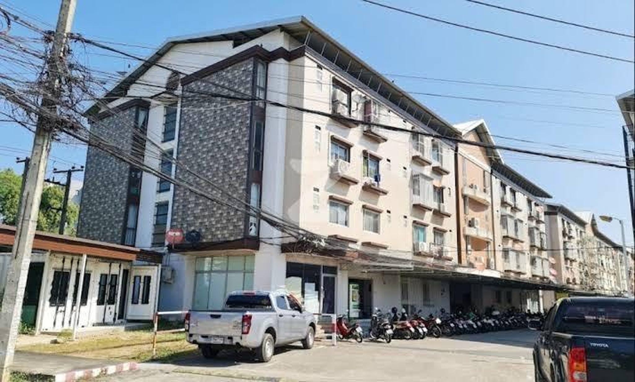 ทรัพย์สถาบันโดย GHB คอนโด ศรีอนันต์คอนโดทาวน์ (Srianant Condotown)