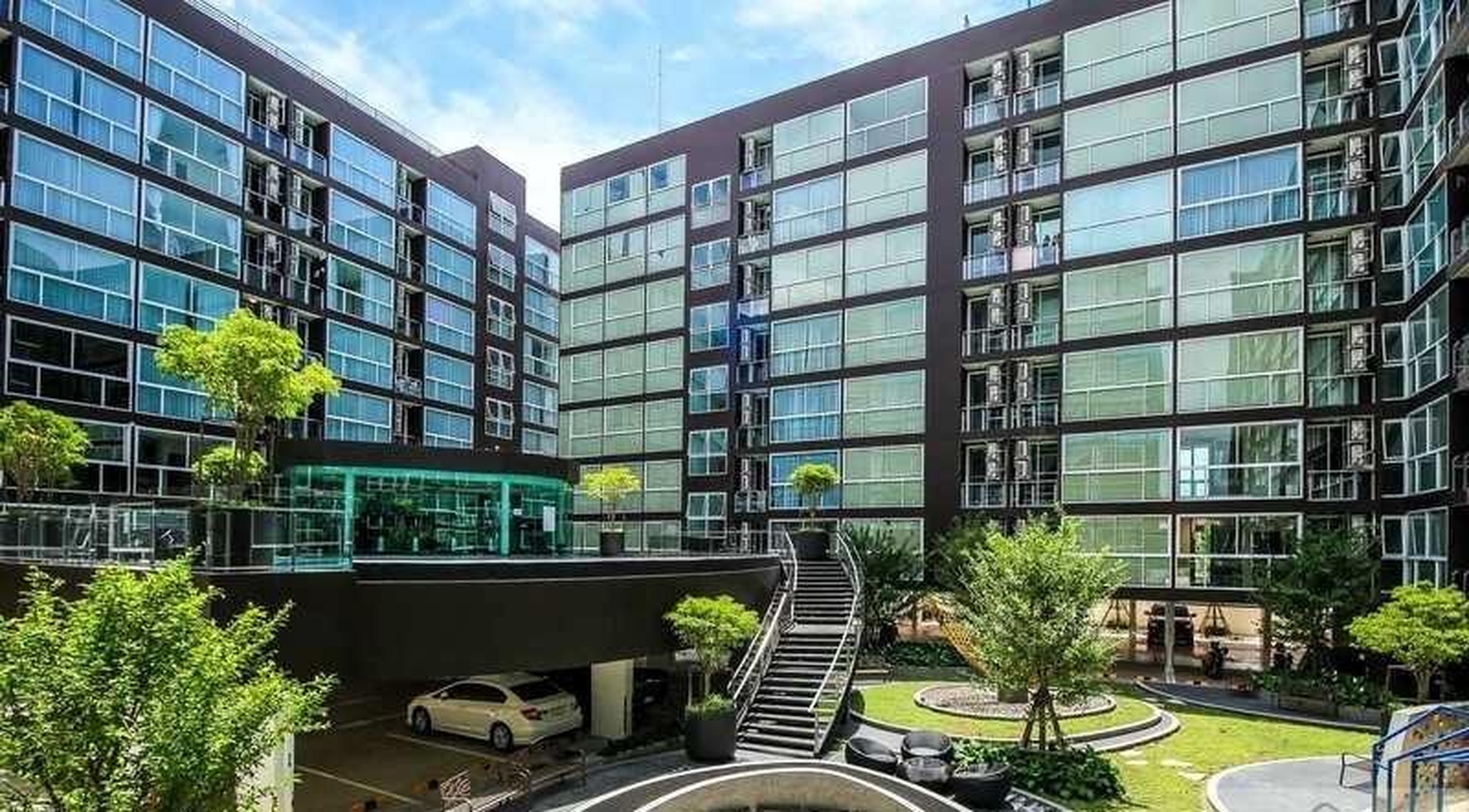 ทรัพย์สถาบันโดย GHB คอนโดใกล้ MRT บางโพ ชาโตว์ อินทาวน์ จรัญสนิทวงศ์ 96/2 (Chateau in Town Charansanitwong 96/2)