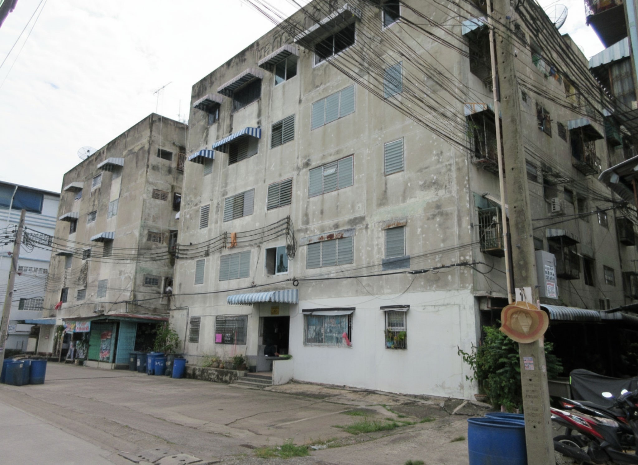 ทรัพย์สถาบันโดย BAM คอนโด ชลภิญญ์ คอนโดมิเนียม 1 (Chonlapin Condominium 1)