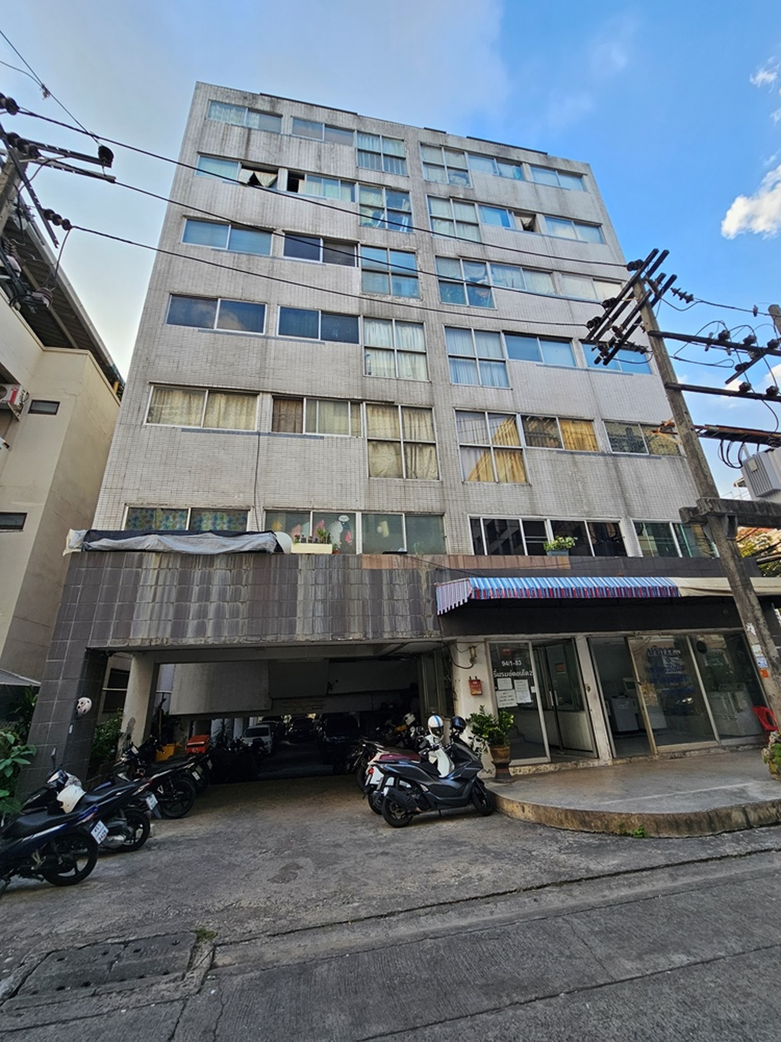 ทรัพย์สถาบันโดย BAM คอนโด รื่นรมย์ คอนโดมิเนียม โครงการ 2 (Ruenrom Condominium Phase 2)