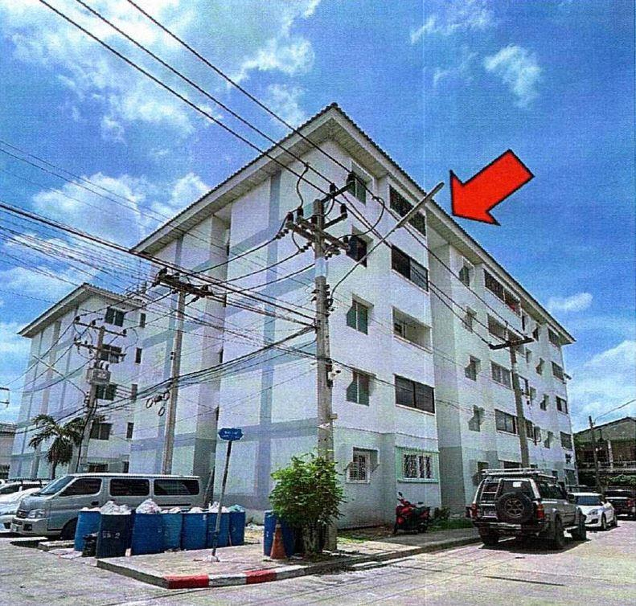 ทรัพย์สถาบันโดย GHB คอนโด บ้านเอื้ออาทร เสมาฟ้าคราม 2 (Baan Ua-Athorn Sema Fa-Cram 2)