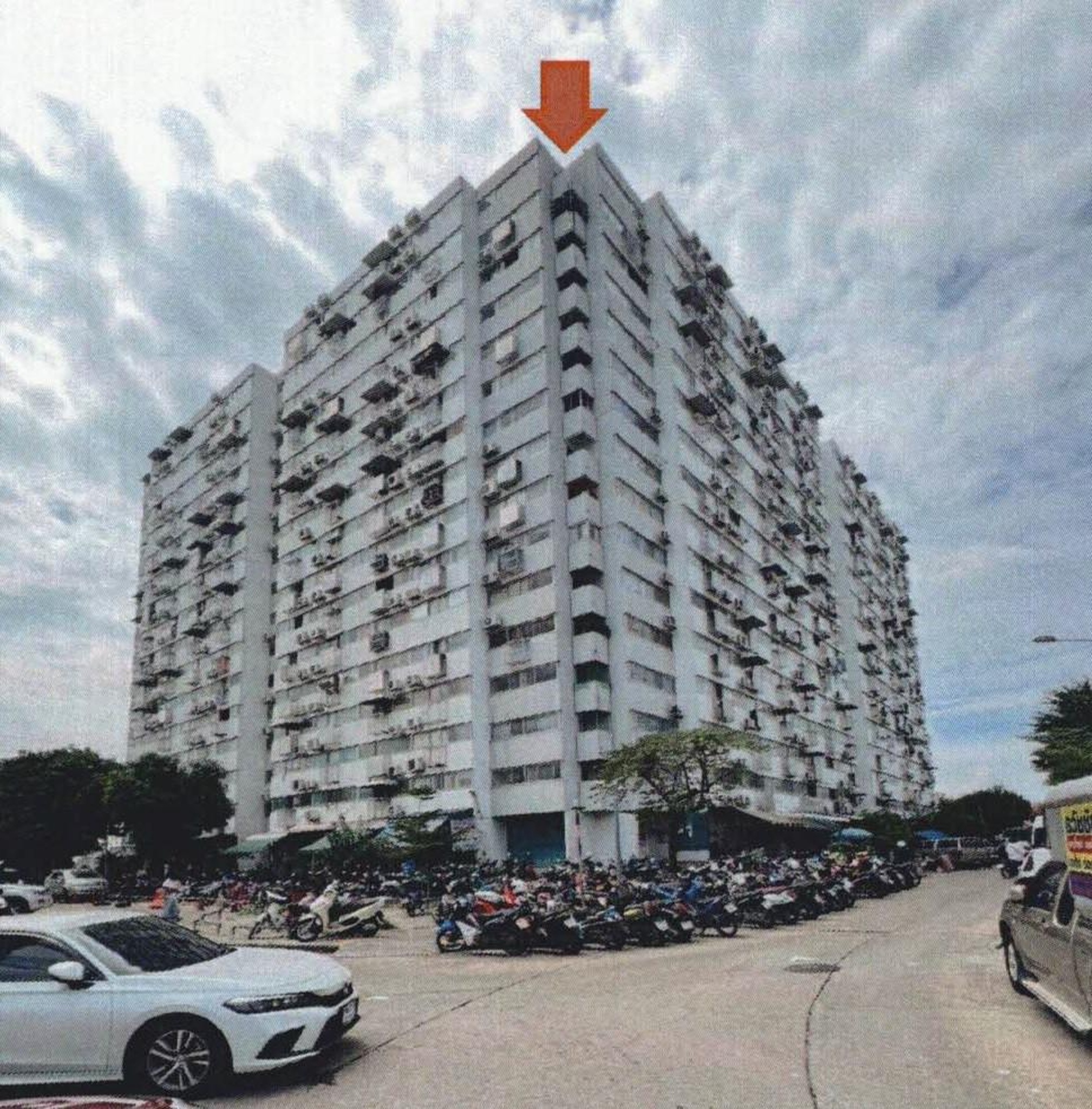 ทรัพย์สถาบันโดย GHB คอนโด ป๊อปปูล่าคอนโด เมืองทองธานี ไพลินสแควร์ (พี) (Popular Condo Muangthong Thani (P))