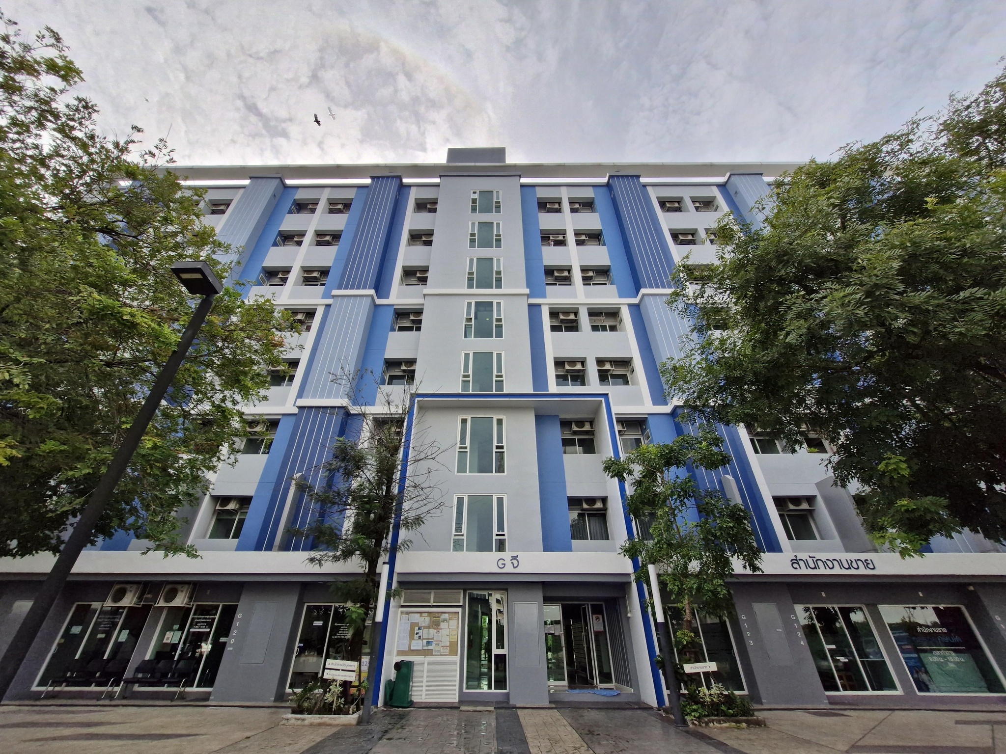 ทรัพย์สถาบันโดย GHB คอนโด อยู่รวยคอนโด นวมินทร์ 135 (Yuruay Condo Nawamin 135)
