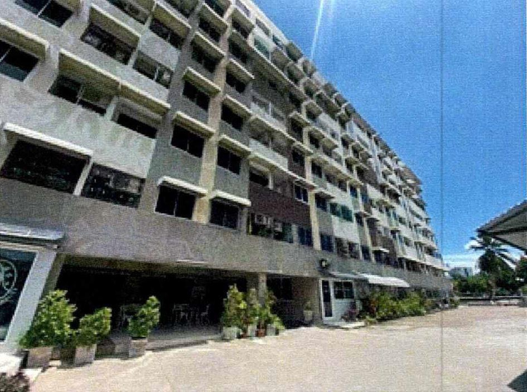 ทรัพย์สถาบันโดย GHB คอนโด บางกอกน้อย วอเตอร์ไซด์ (Bangkok Noi Waterside)