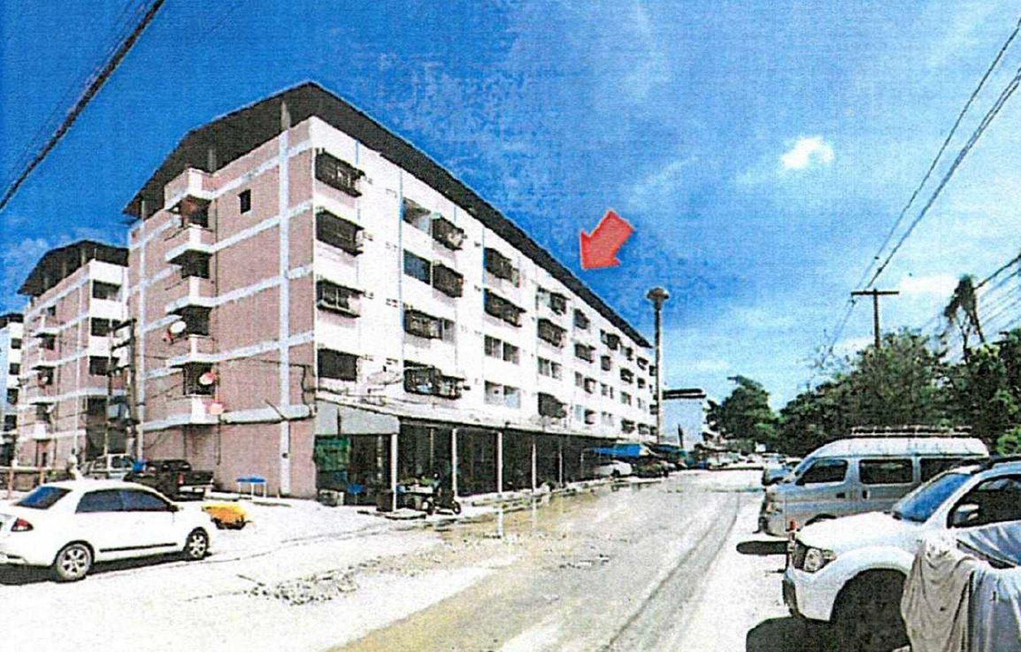 ทรัพย์สถาบันโดย GHB คอนโด เอส.ซี.พี.คอนโดทาวน์และสถาปัตย์ (S.C.P. Condotown and Architecture)