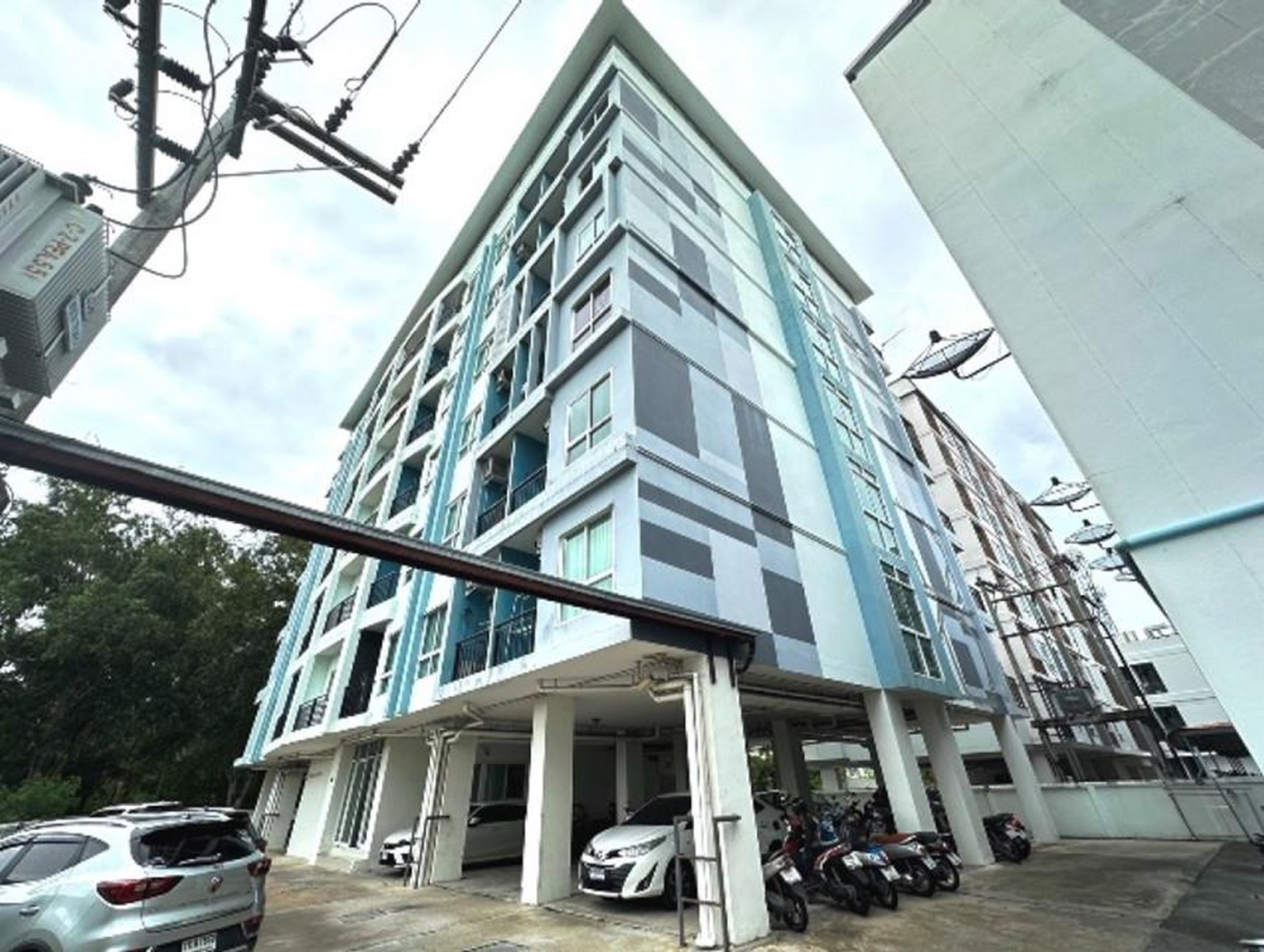 ทรัพย์สถาบันโดย GHB คอนโด คริสตัล โฟร์ คอนโด บางแสน (Crystal Four Condo Bangsaen)