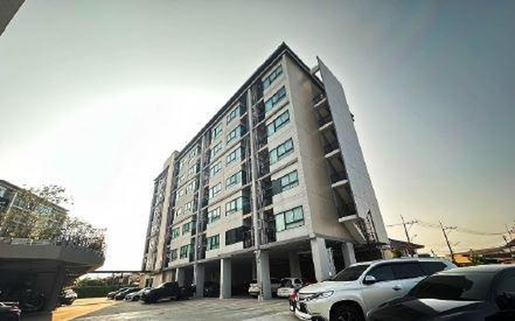ทรัพย์สถาบันโดย GHB คอนโด เดอะ ฮาร์โมเนสท์ คอนโด บางแสน (The Harmonest Condo Bang Saen)