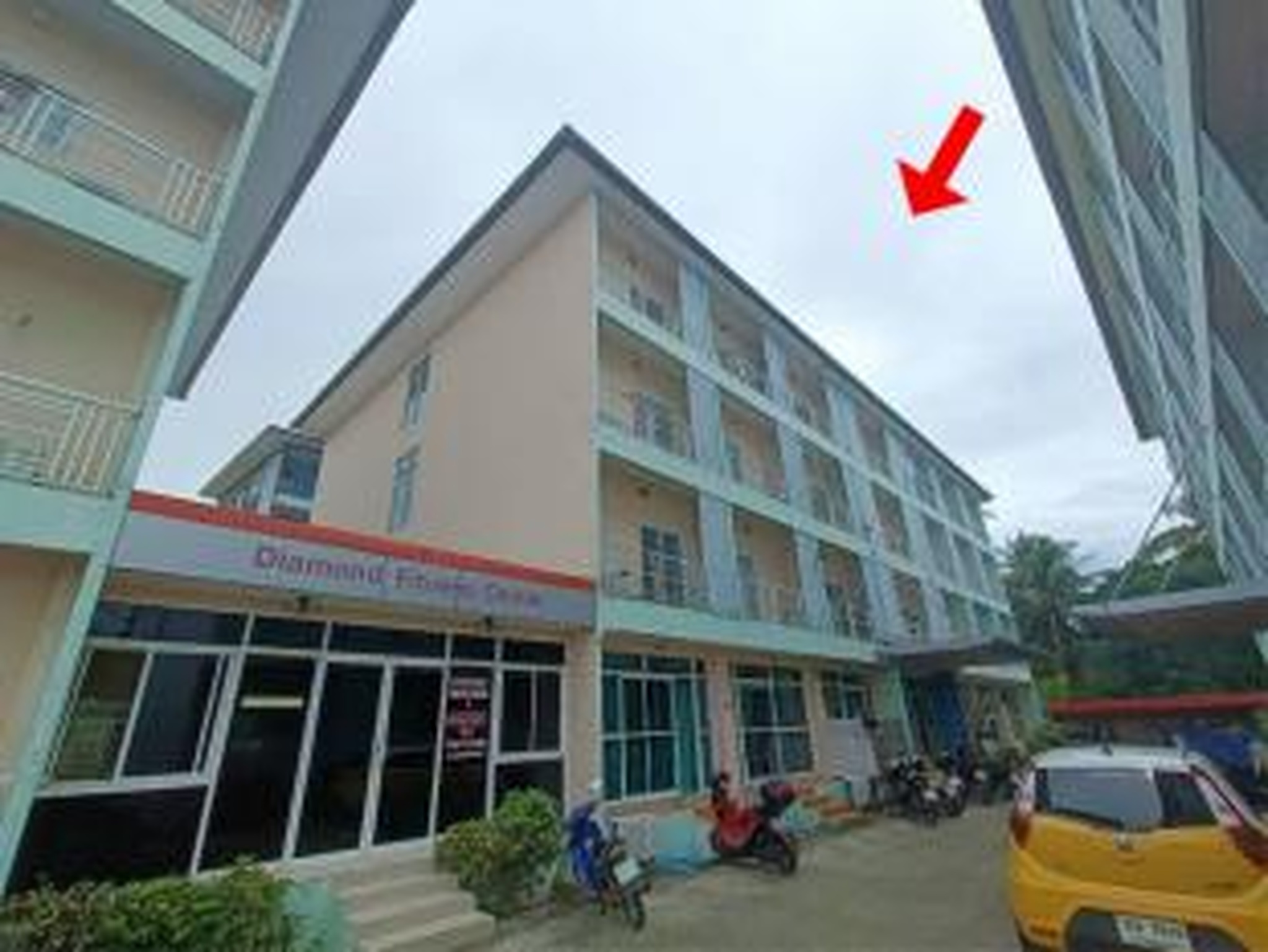 ทรัพย์สถาบันโดย GHB คอนโด ไดมอนด์ เรสสิเดนซ์ คอนโด เพชรบุรี (อาคารซี) (Diamond Residence Condo Petchburi (Building C))
