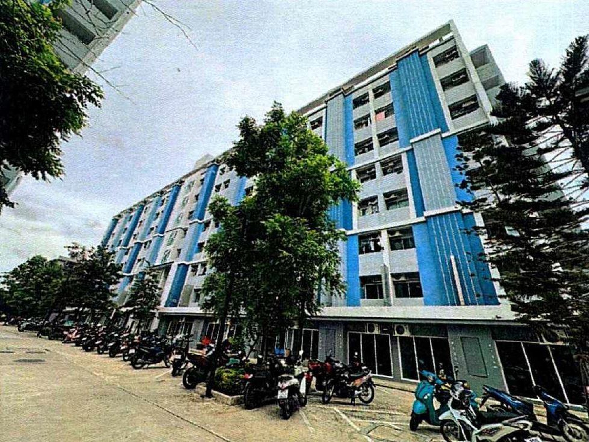 ทรัพย์สถาบันโดย GHB คอนโด อยู่รวยคอนโด นวมินทร์ 135 (Yuruay Condo Nawamin 135)