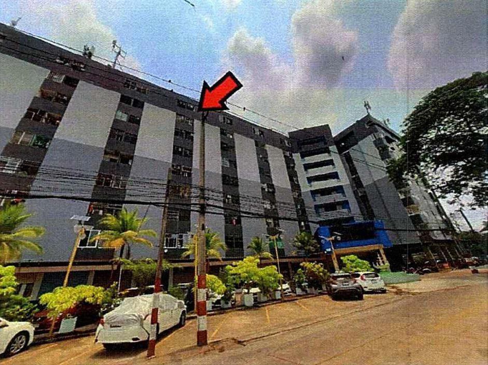 ทรัพย์สถาบันโดย GHB คอนโด เพชรไพลิน คอนโดทาวน์ (Petchpailin Condotown)