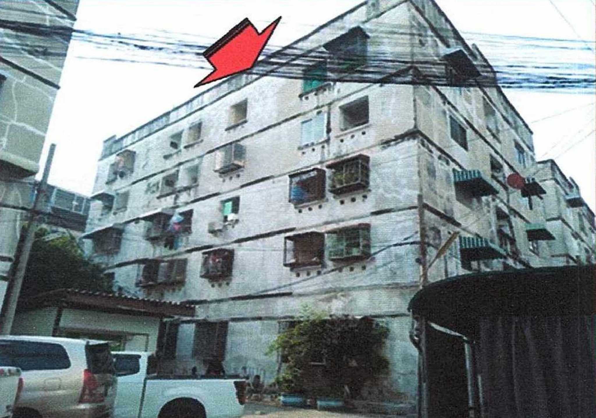 ทรัพย์สถาบันโดย GHB คอนโด ศรีไทย คอนโด 2 (Srithai Condo 2)