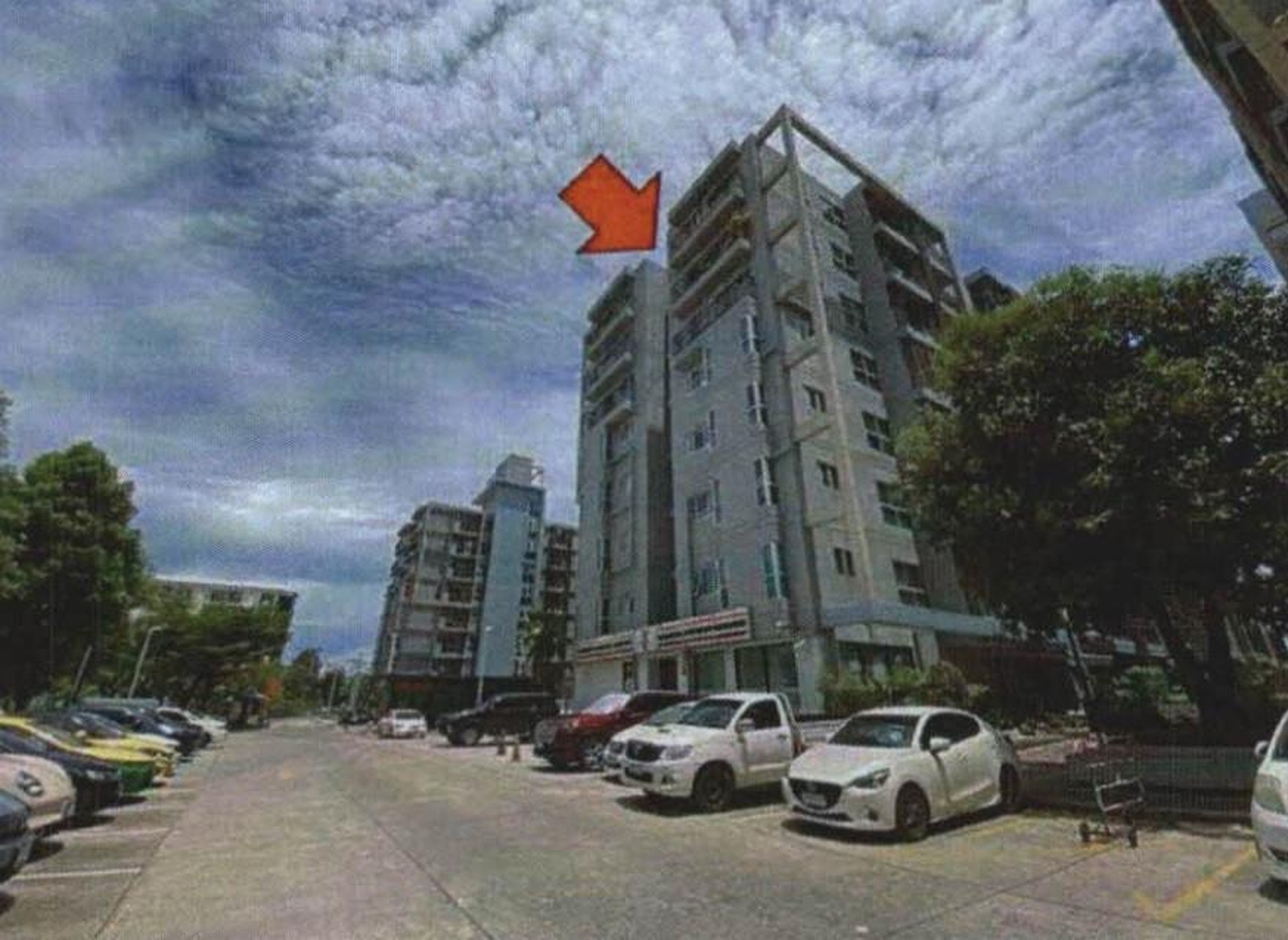ทรัพย์สถาบันโดย GHB คอนโด ดิ เอสเคป คอนโดมิเนียม (The Escape Condominium)