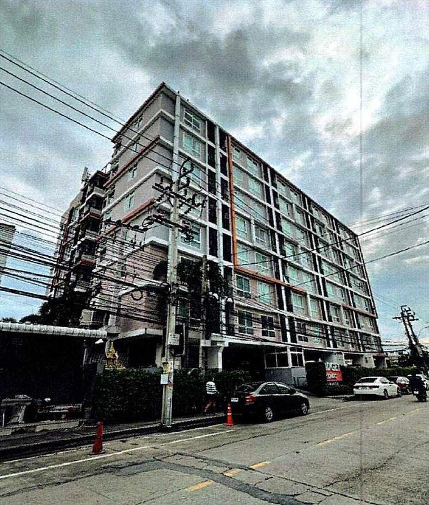 ทรัพย์สถาบันโดย GHB คอนโดใกล้ MRT กระทรวงสาธารณสุข บัดเจท คอนโด ติวานนท์ (Budget Condo Tiwanon)