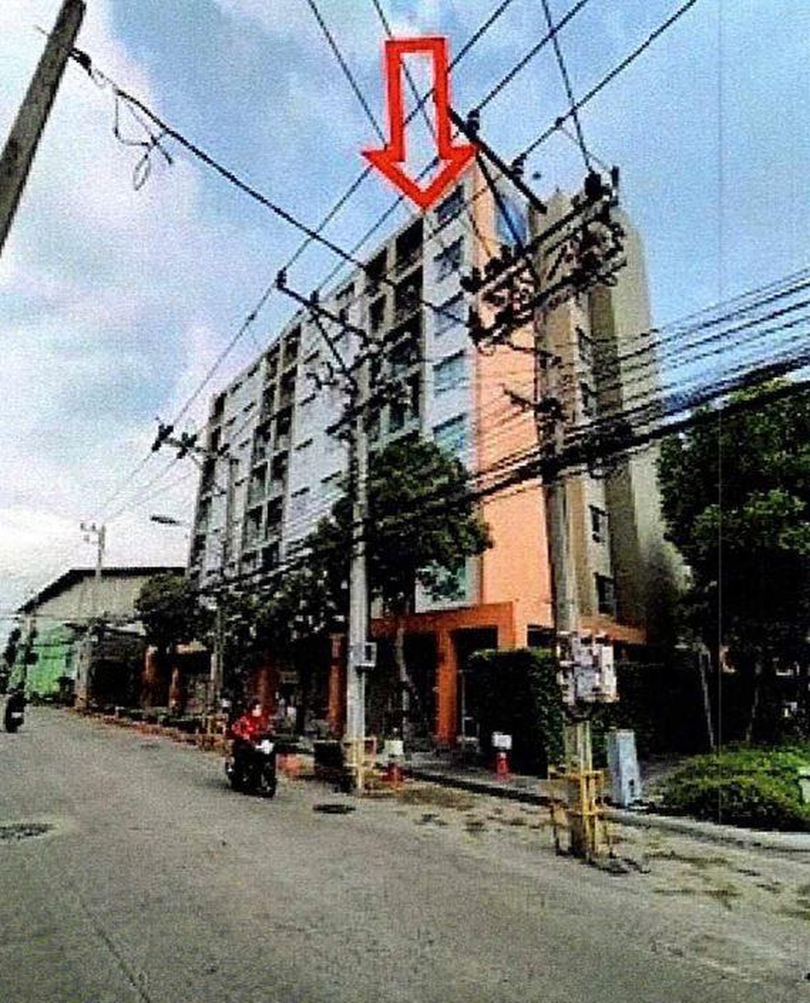 ทรัพย์สถาบันโดย GHB คอนโดใกล้ BTS สำโรง ลุมพินี วิลล์ สุขุมวิท 76-แบริ่งสเตชั่น 2 (Lumpini Ville Sukhumvit 76-Bearing Station 2)