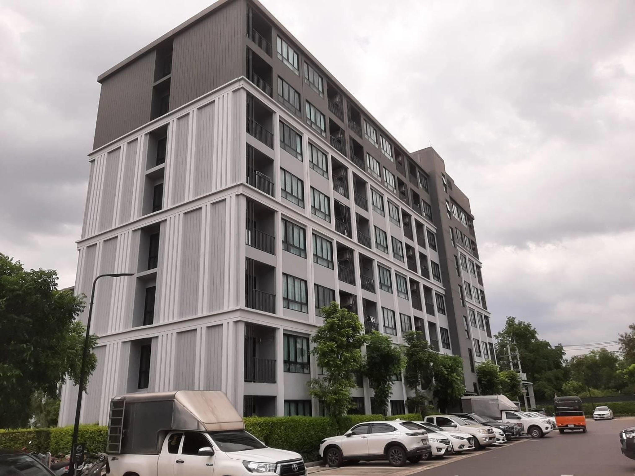 ทรัพย์สถาบันโดย SCB คอนโด ดีคอนโด ไฮด์อเวย์-รังสิต (dCondo Hideaway-Rangsit)