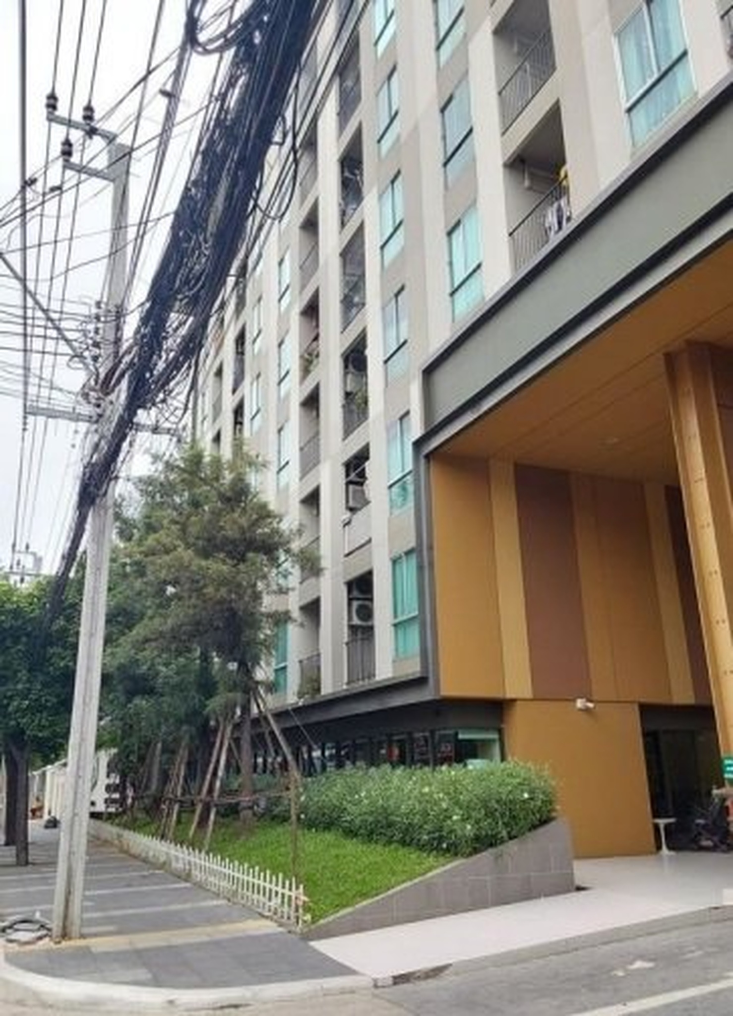 ทรัพย์สถาบันโดย SCB คอนโด พลัมคอนโด โชคชัย 4 (Plum Condo Chokechai 4)