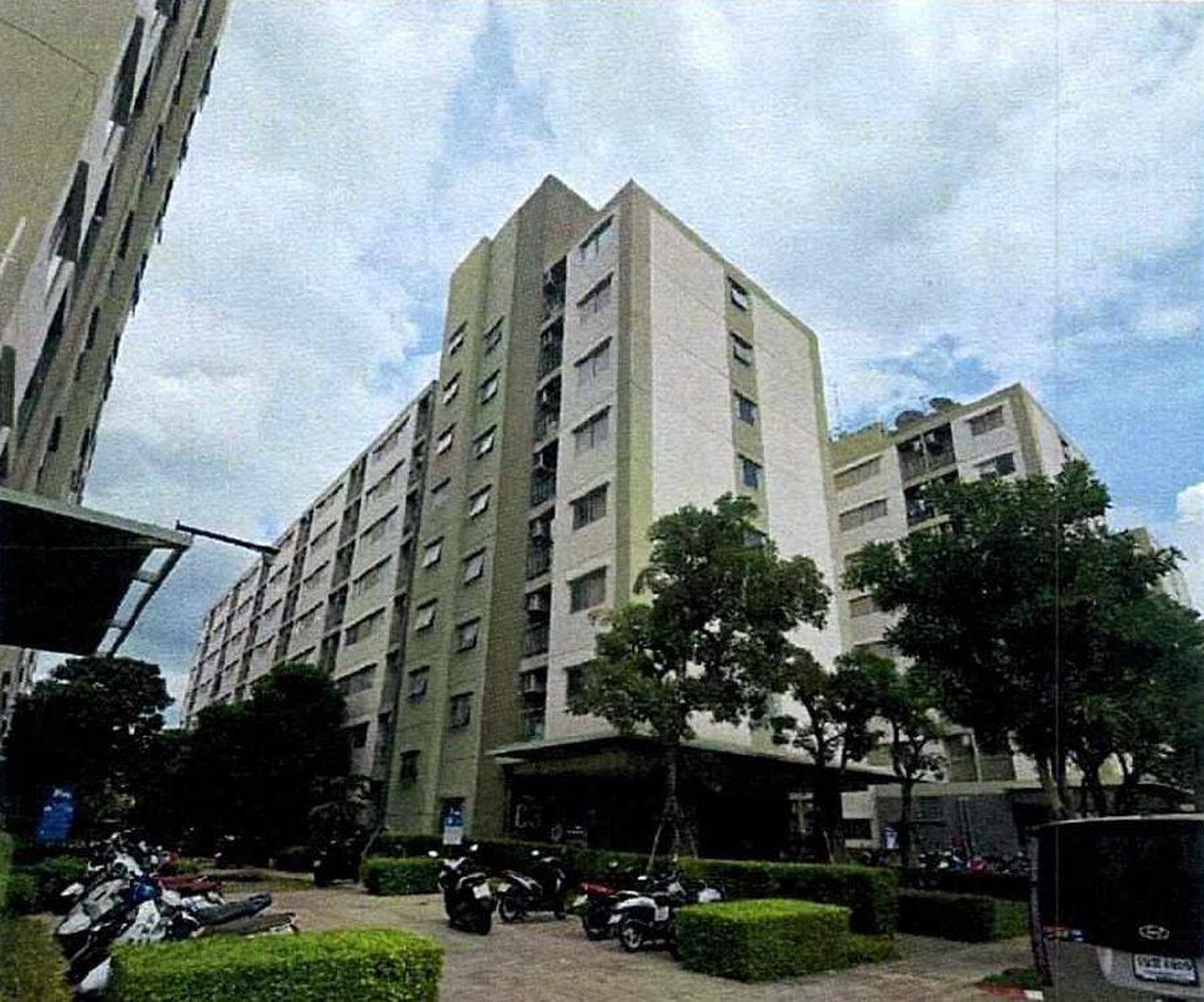 ทรัพย์สถาบันโดย GHB คอนโด ลุมพินี ทาวน์ชิป รังสิต-คลอง 1 (Lumpini Township Rangsit-Klong 1)