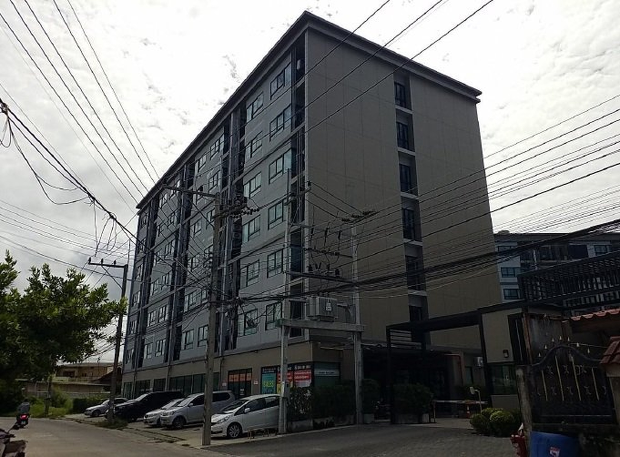 ทรัพย์สถาบันโดย SCB คอนโด เดอะ ฮาร์โมเนสท์ คอนโด บางแสน (The Harmonest Condo Bang Saen)