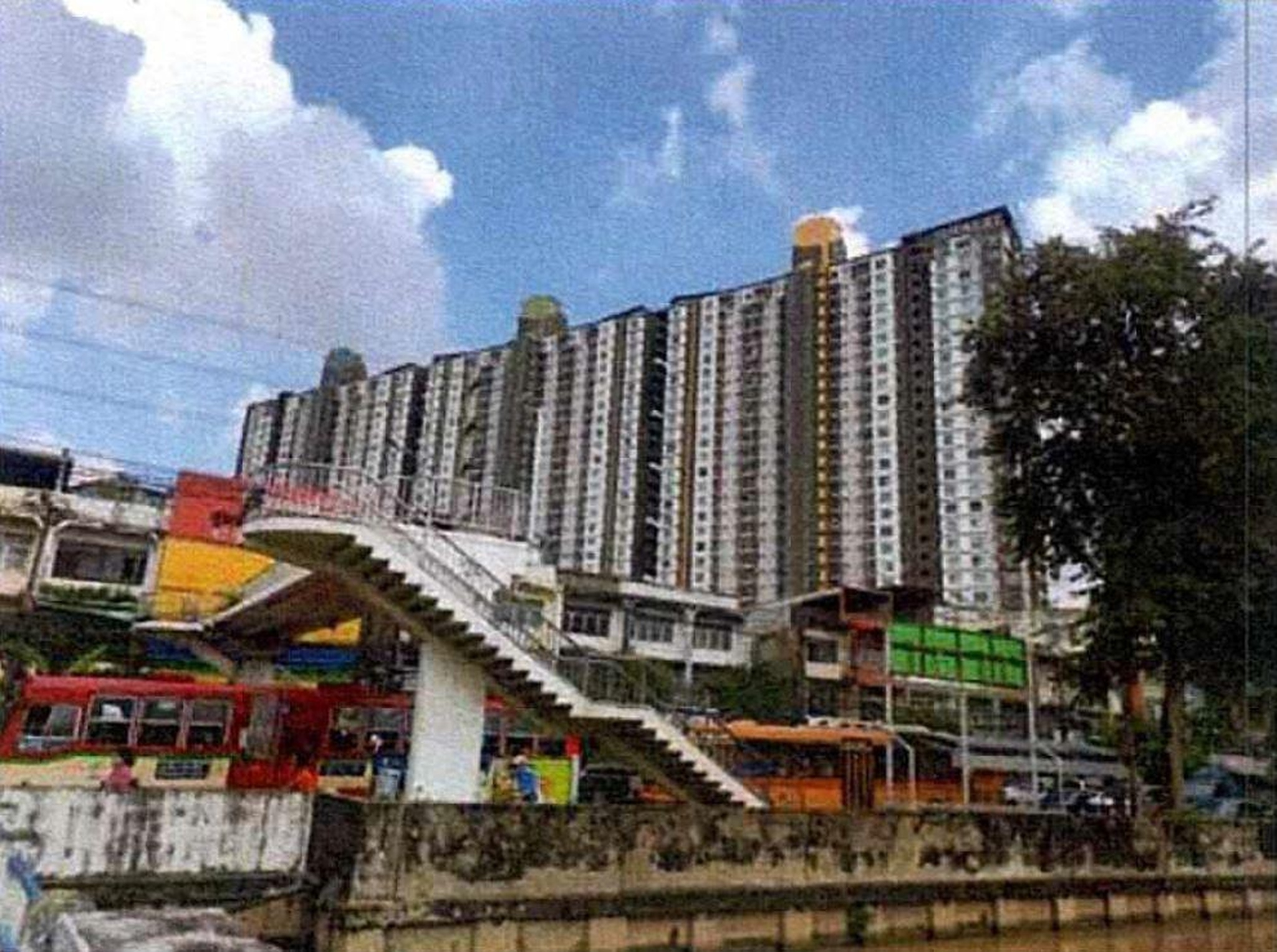 ทรัพย์สถาบันโดย GHB คอนโดใกล้ MRT บางซ่อน ศุภาลัย เวอเรนด้า รัชวิภา-ประชาชื่น (Supalai Veranda Ratchavipha-Prachachuen)