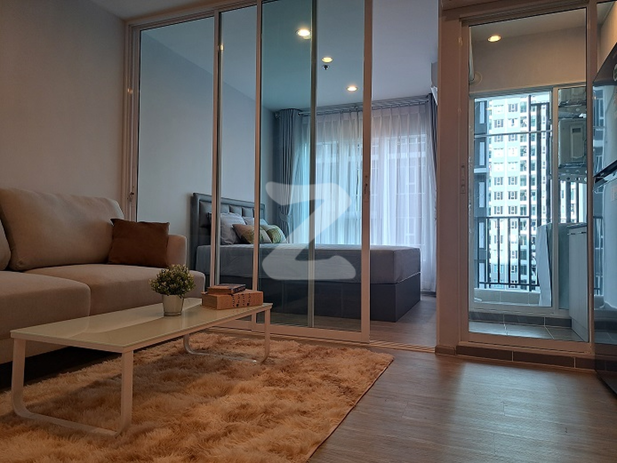 ให้เช่าคอนโด Regent Home Bangna (รีเจ้นท์โฮม บางนา) พร้อมเฟอร์ Built-in  ใกล้ BTS บางนา  : เจ้าของให้เช่าเอง