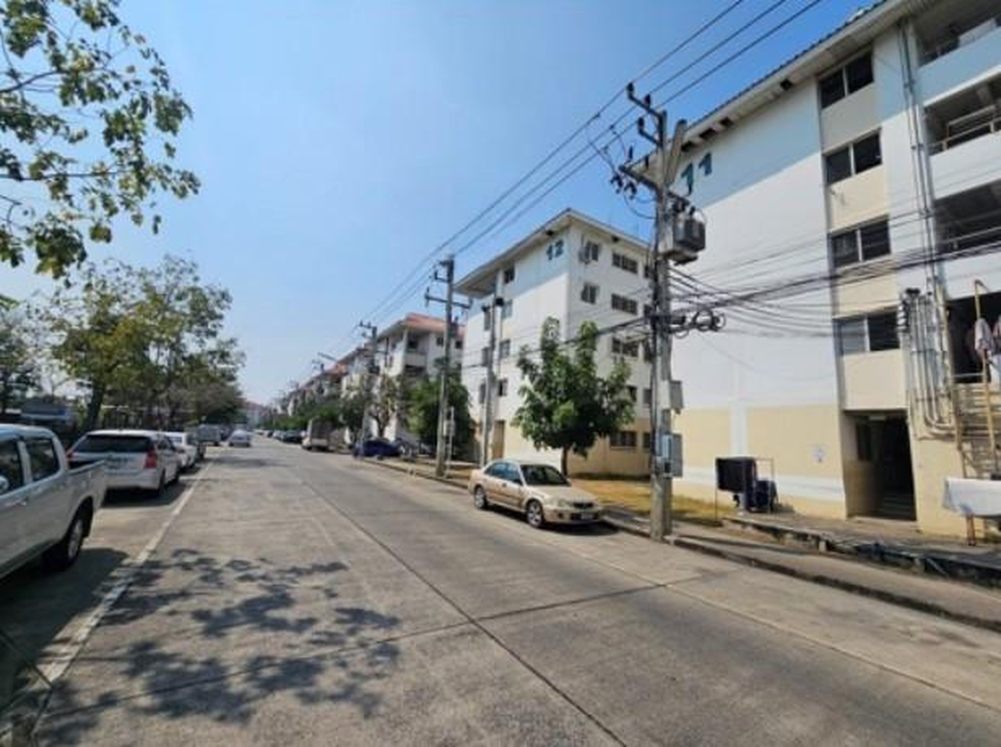 ทรัพย์สถาบันโดย GHB คอนโด บ้านเอื้ออาทร ปทุมวิไล (Baan Ua-Athorn Pathumwilai)