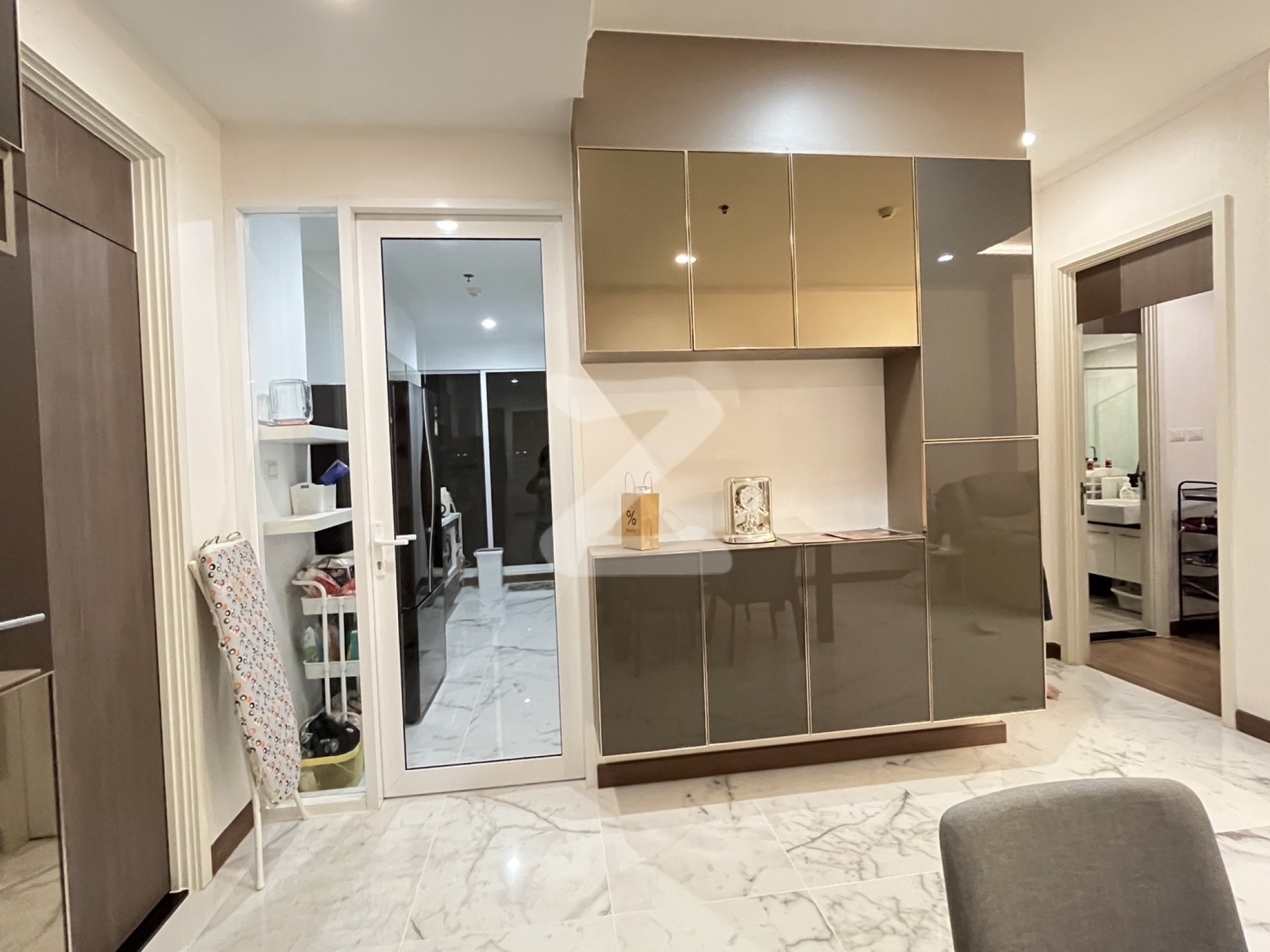 เช่าด่วน!!! ห้องโครง Supali Elite Surawong วิวสระว่ายน้ำ fully furnished ชั้น8 เจ้าของปล่อยเอง : เจ้าของให้เช่าเอง (งดรับนายหน้า)