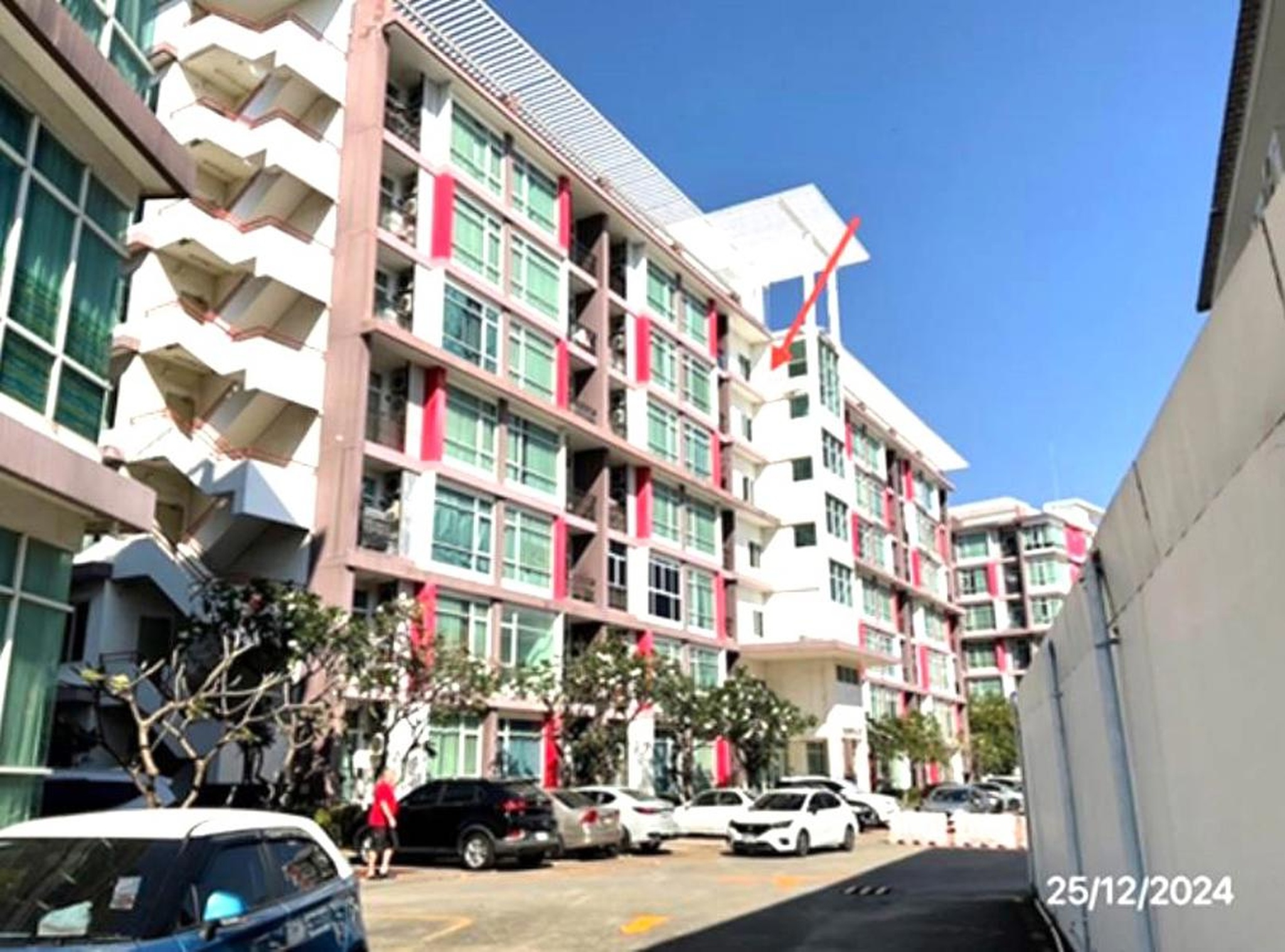 ทรัพย์สถาบันโดย KASIKORNBANK คอนโด ซีซี คอนโดมิเนียม 1 (CC Condominium 1)