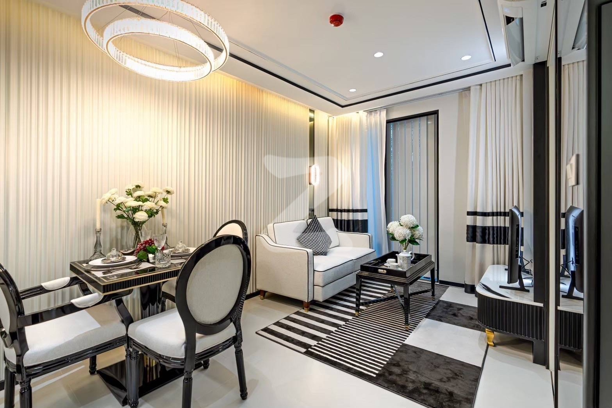 ขายดาวน์ คอนโด The Embassy Pattaya คอนโดหรูใจกลางเมือง 1 ห้องนอน ฟรีค่าเปลี่ยนสัญญา : โดยนายหน้า/ตัวแทน