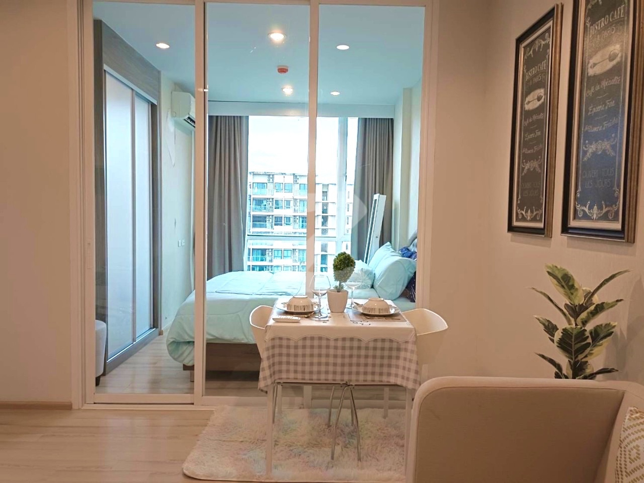 Still available ready to move in at Condo the base downtown Phuket for rent very close at central  : เจ้าของให้เช่าเอง