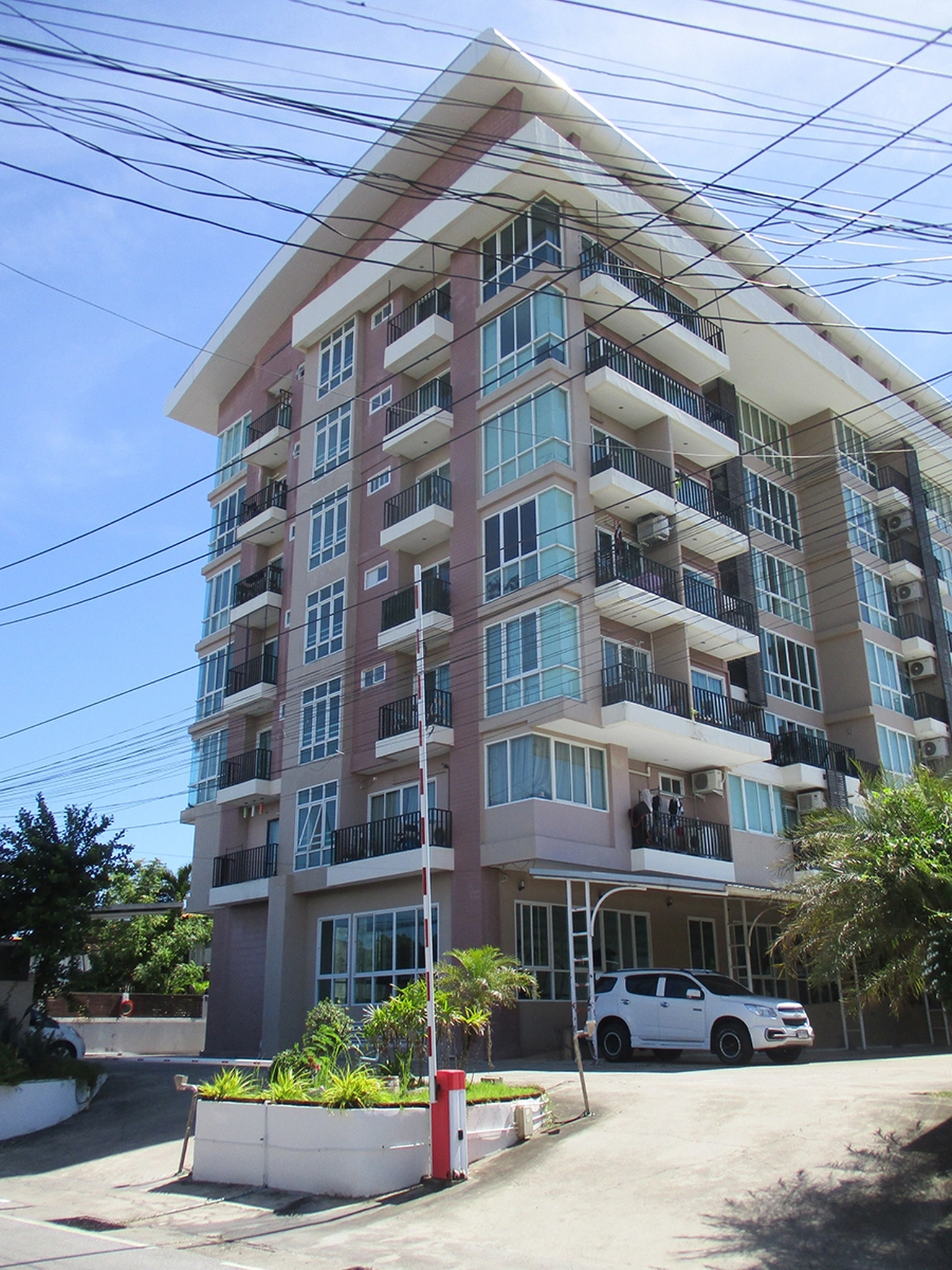 ทรัพย์สถาบันโดย BAY คอนโด ดิ อัลทิเมท เซอร์วิส คอนโด (The Ultimate Serviced Condo)