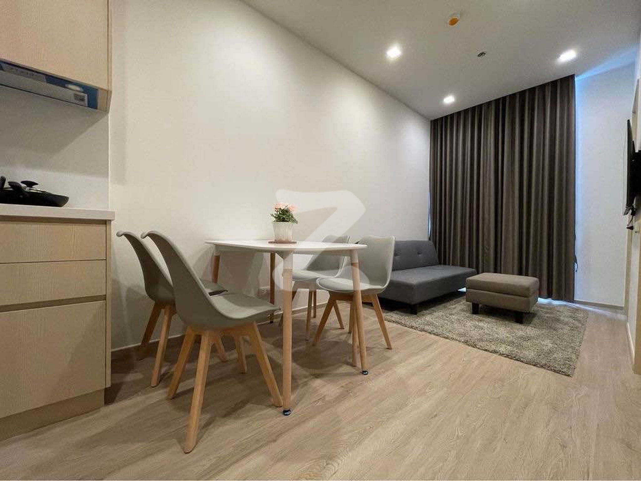 *** เจ้าของโพสต์ *** (ยินดีต้อนรับตัวแทน) *** For rent 35 Sqm. 30,000 THB/month *** คอนโด: โนเบิล สเตท 39 : เจ้าของให้เช่าเอง (งดรับนายหน้า)