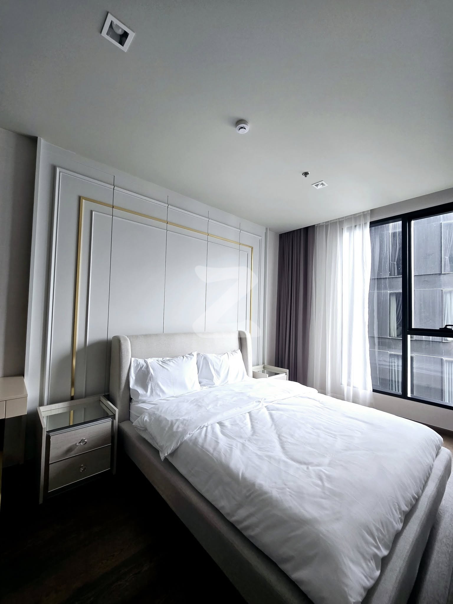 ✨ ให้เช่าคอนโด Ideo Q Sukhumvit 36 ✨ 📍 ใกล้ BTS ทองหล่อ ระยะเดิน 400 ม. พร้อม Shuttle Bus รับ–ส่ง 🛏 ชั้น 18 | 47 ตร.ม.  : เจ้าของให้เช่าเอง (งดรับนายหน้า)