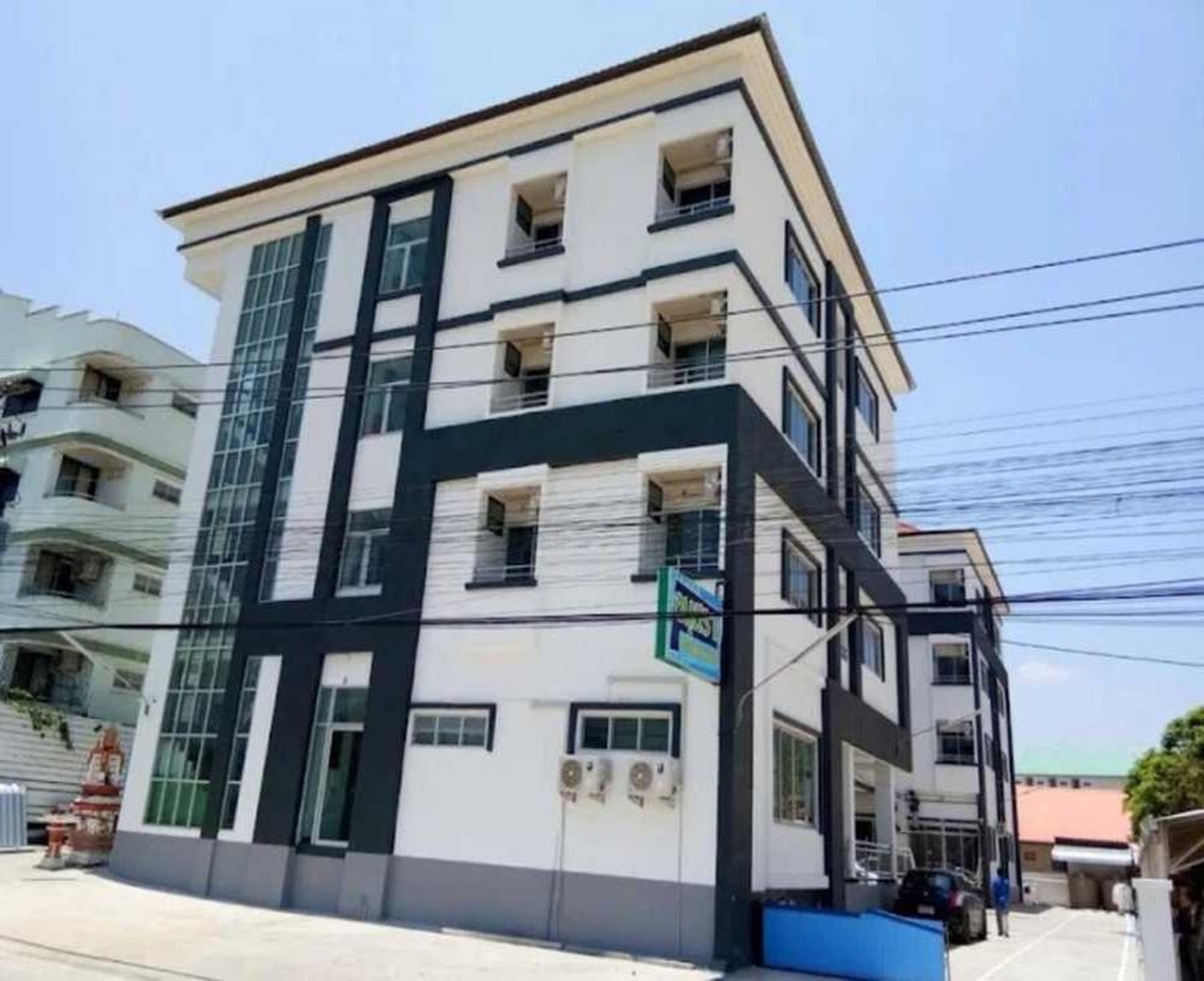 ทรัพย์สถาบันโดย GHB คอนโด อนุสราคอนโดมิเนียม (Anussara Condominium)