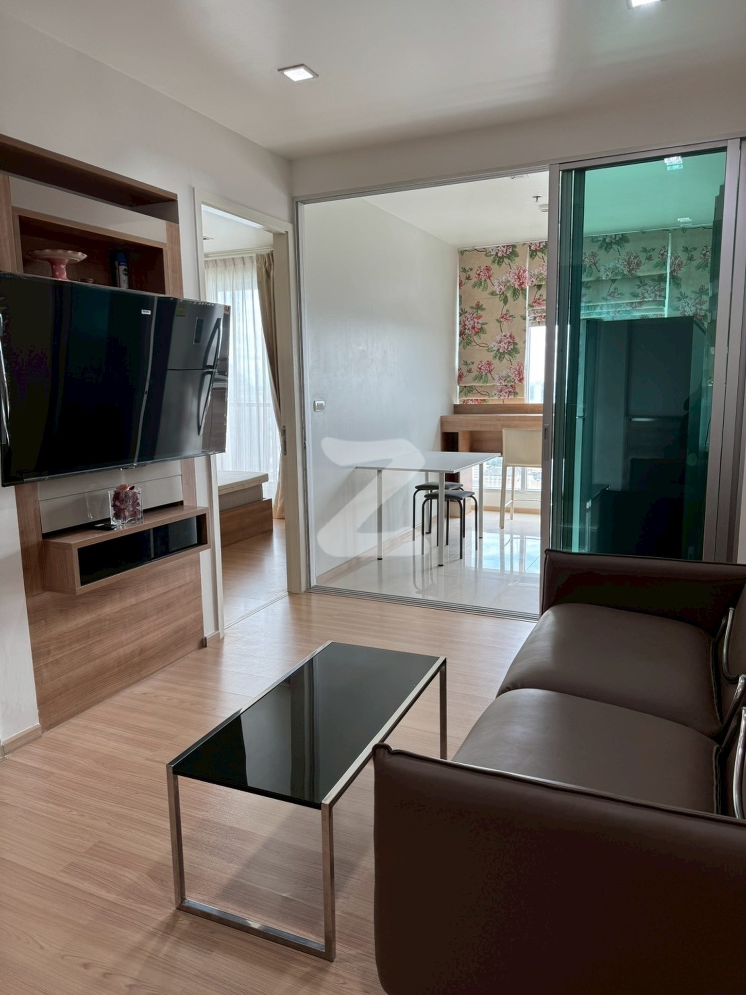 Owner Post ยินดีรับเอเจ้นท์ค่ะ สามารถทำการตลาดได้เลย 1 Bedroom Rhythm Phohon Ari พร้อมเข้าอยู่ ค่าเช่าเดือนละ 25,000.-  : เจ้าของให้เช่าเอง (งดรับนายหน้า)
