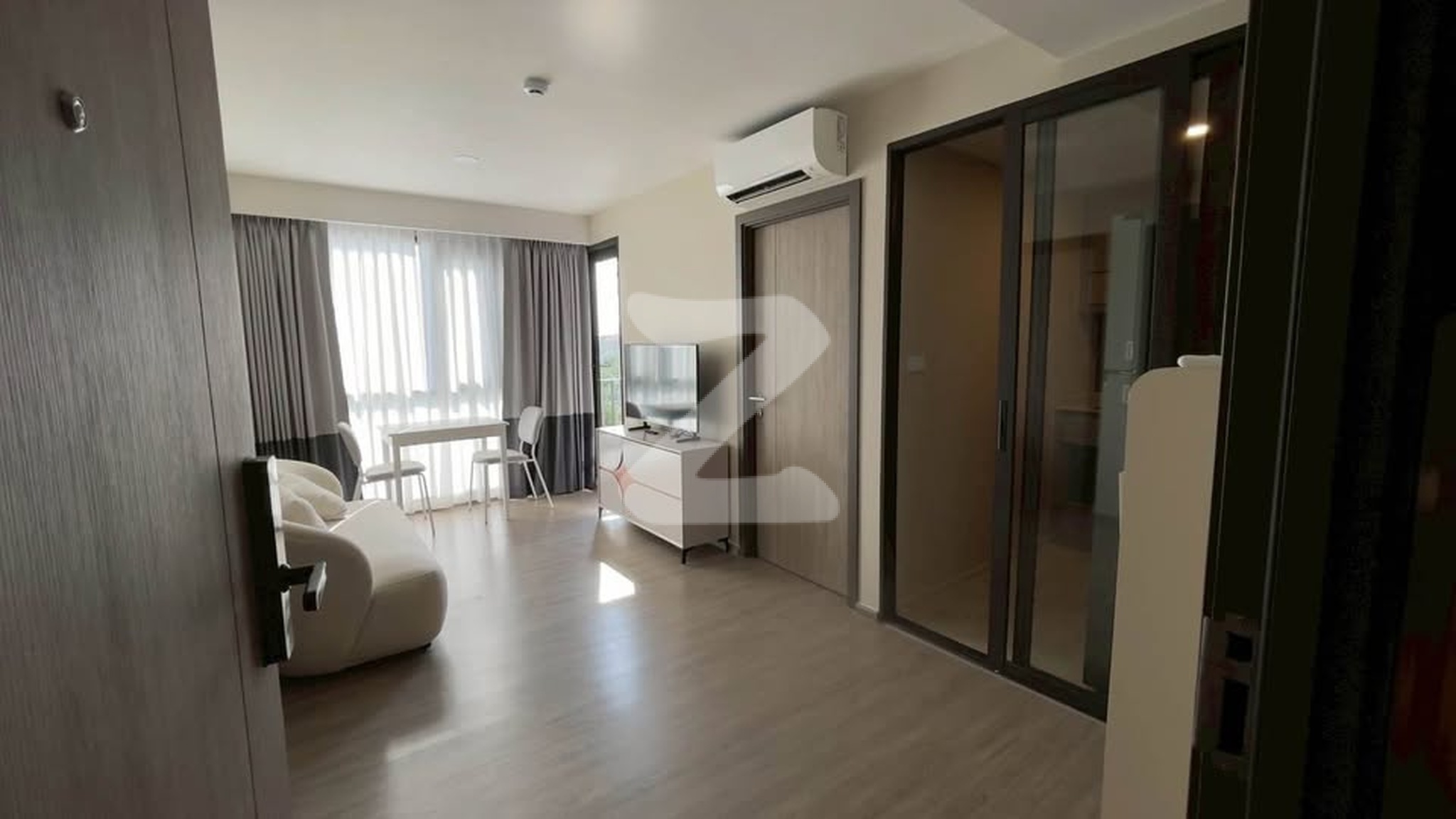 !!ปล่อยเช่า!! Condo Vivere Sukumvit 72 500 เมตร จาก BTS แบริ่ง 🚈 แถมมีรถรับส่งฟรี                           : เจ้าของให้เช่าเอง (งดรับนายหน้า)