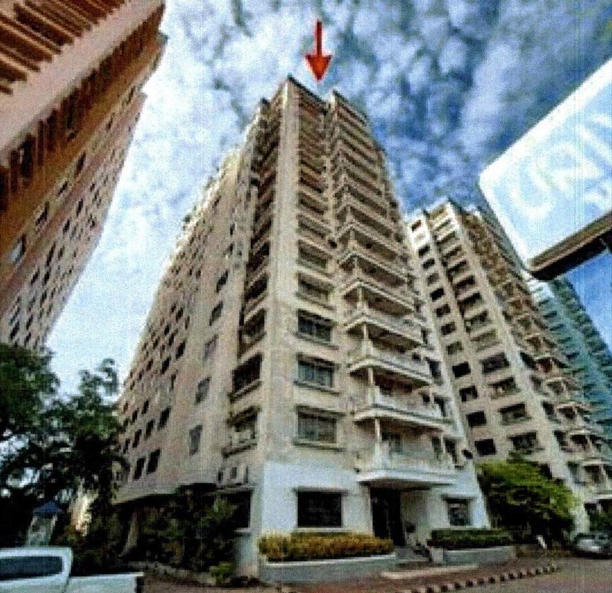 ทรัพย์สถาบันโดย GHB คอนโด ริเวอร์ปาร์ค คอนโดเทล (River Park Condotel)