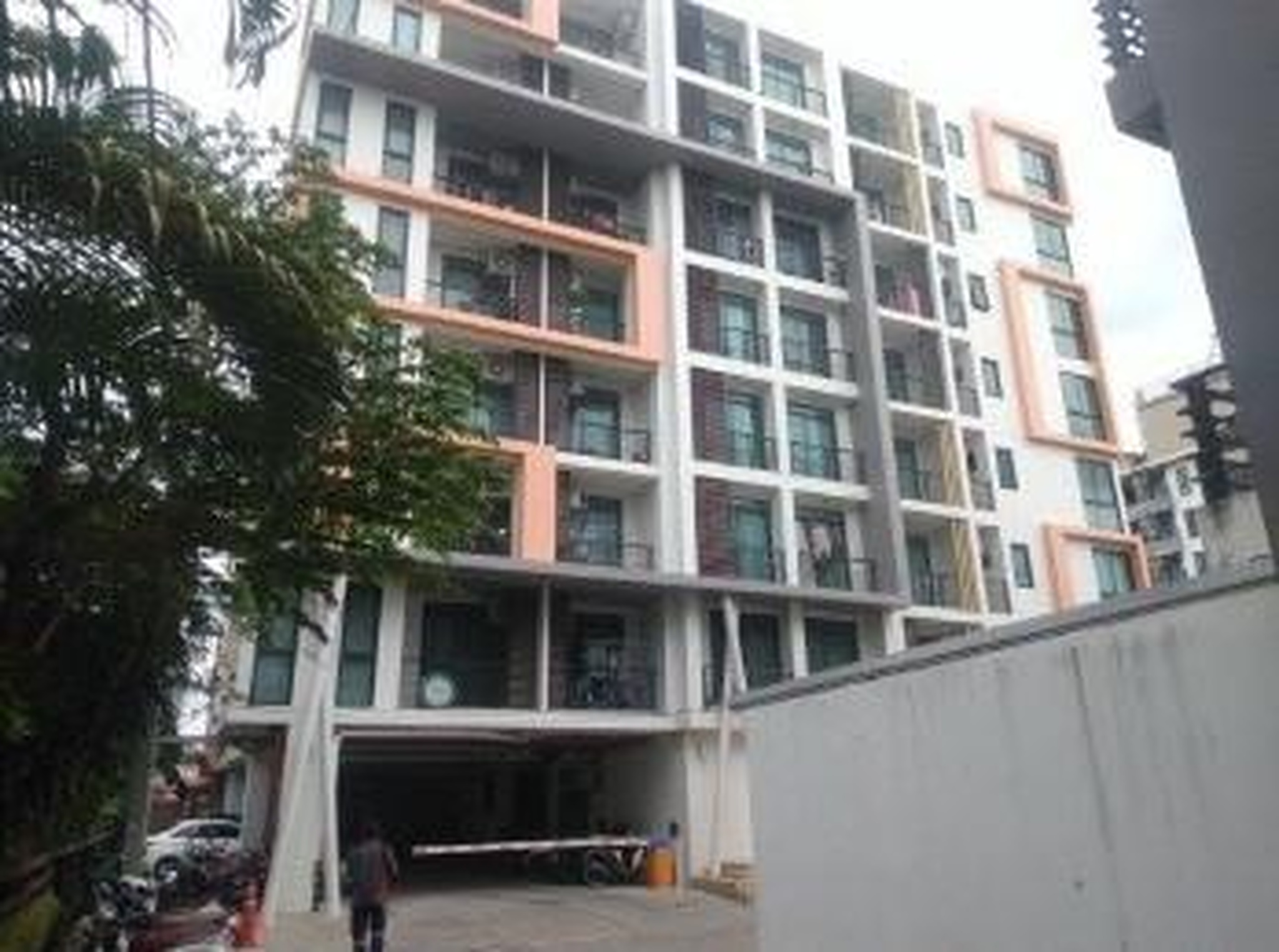 ทรัพย์สถาบันโดย GHB คอนโด ไฮสตรีท คอนโดมิเนียม แอท สุขุมวิท (High Street Condominium @Sukhumvit)